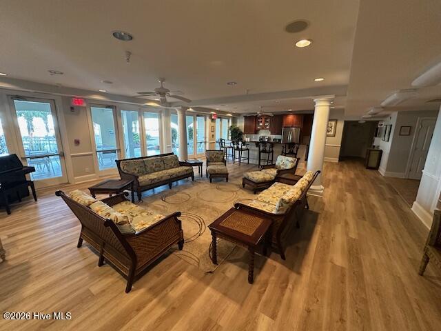 100549748 | Photo 24