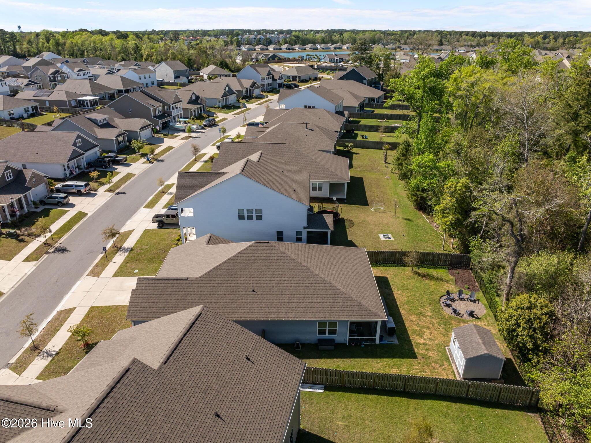 100566590 | Photo 25