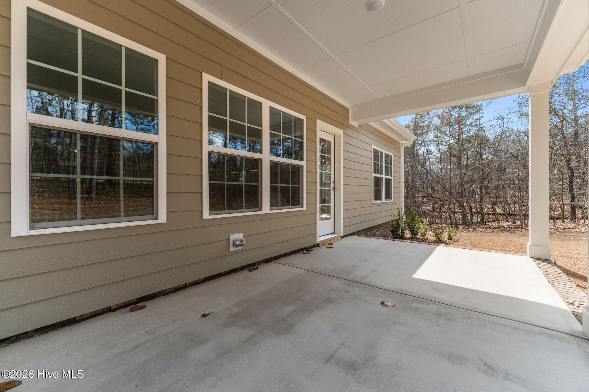 180 Longleaf Drive