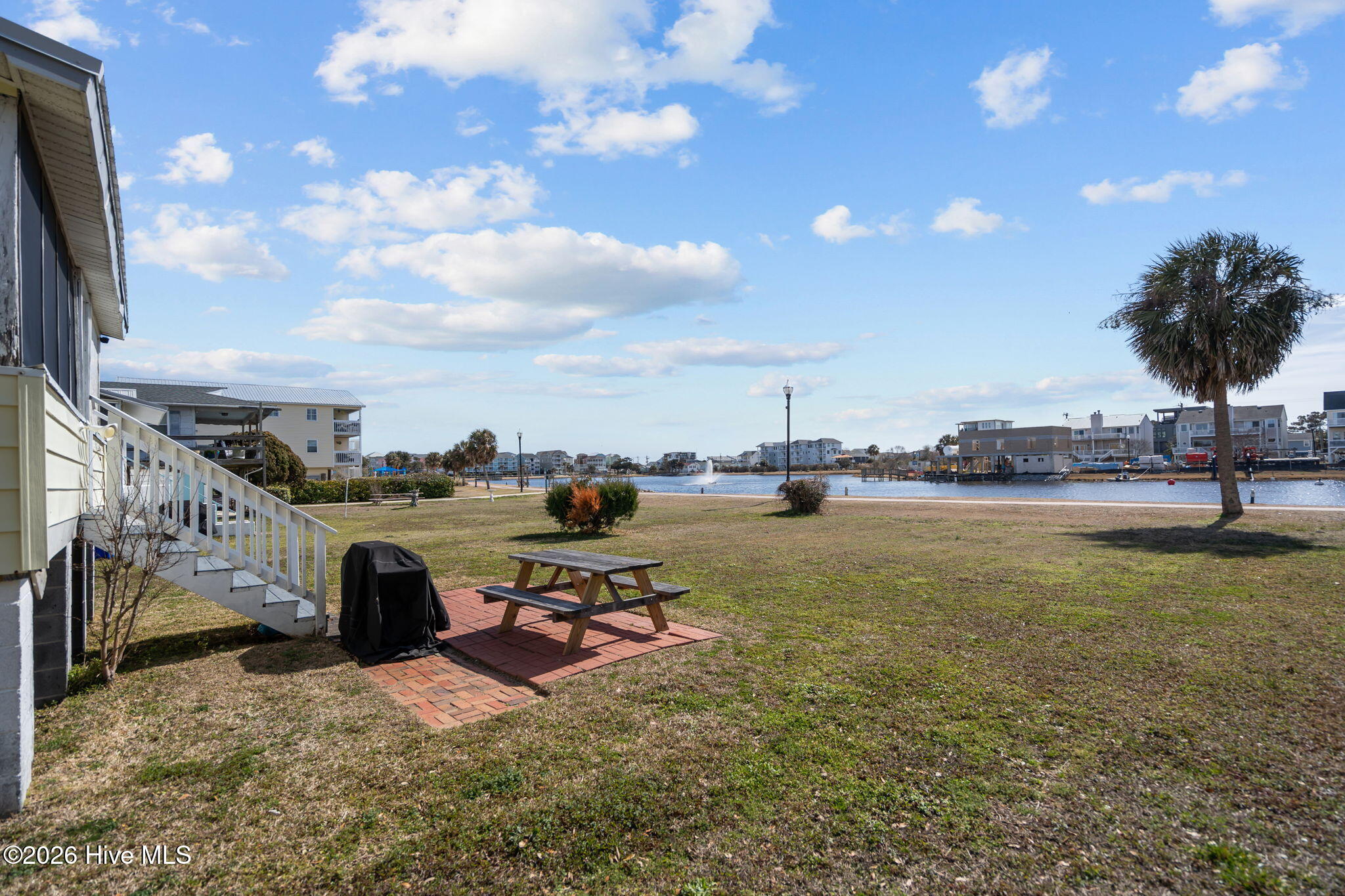 305 Atlanta Avenue, Carolina Beach, NC, 28428