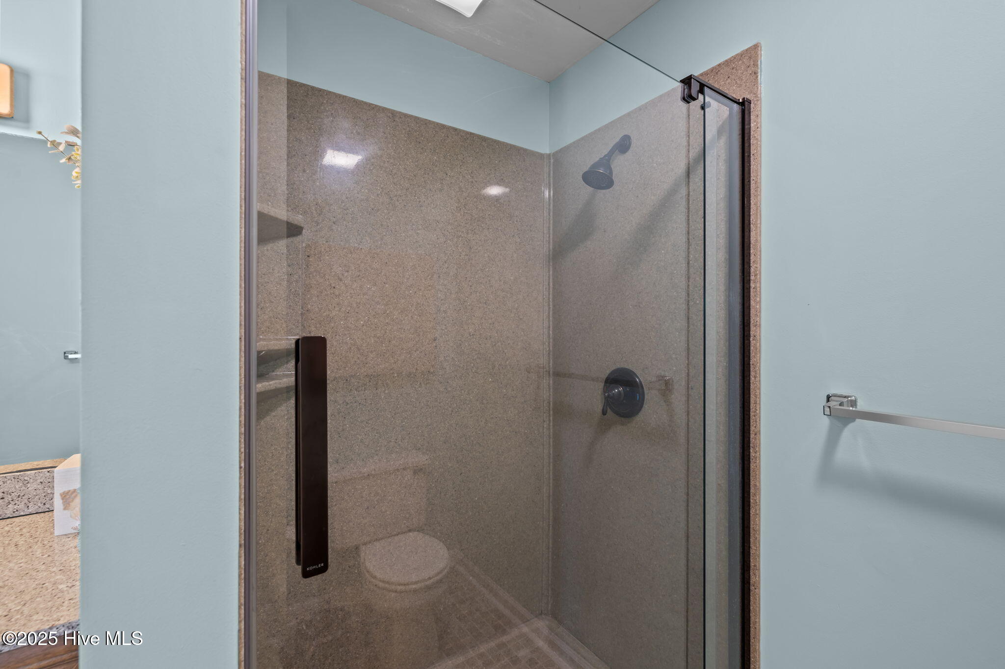 100545212 | Photo 31