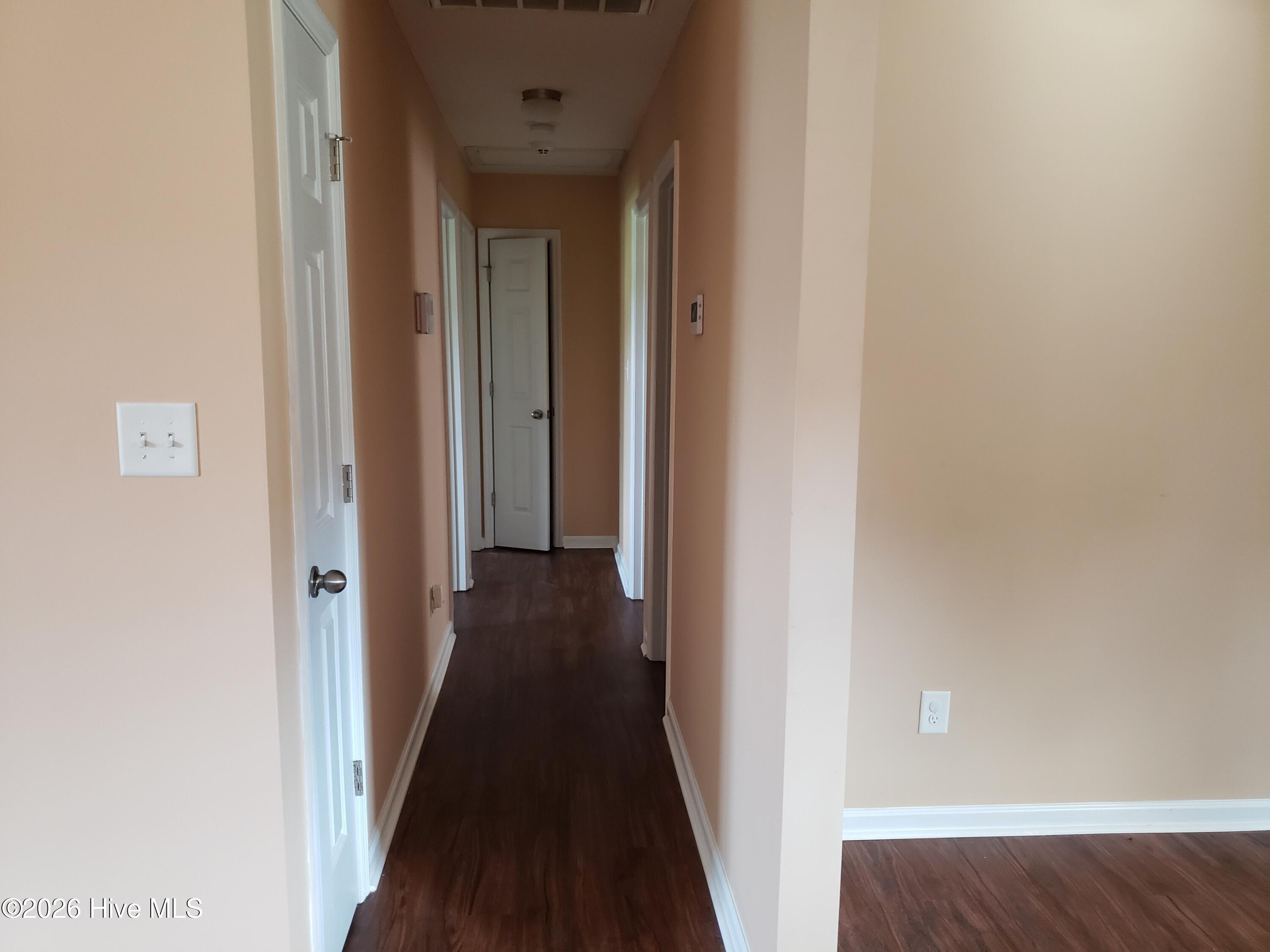 100556782 | Photo 11