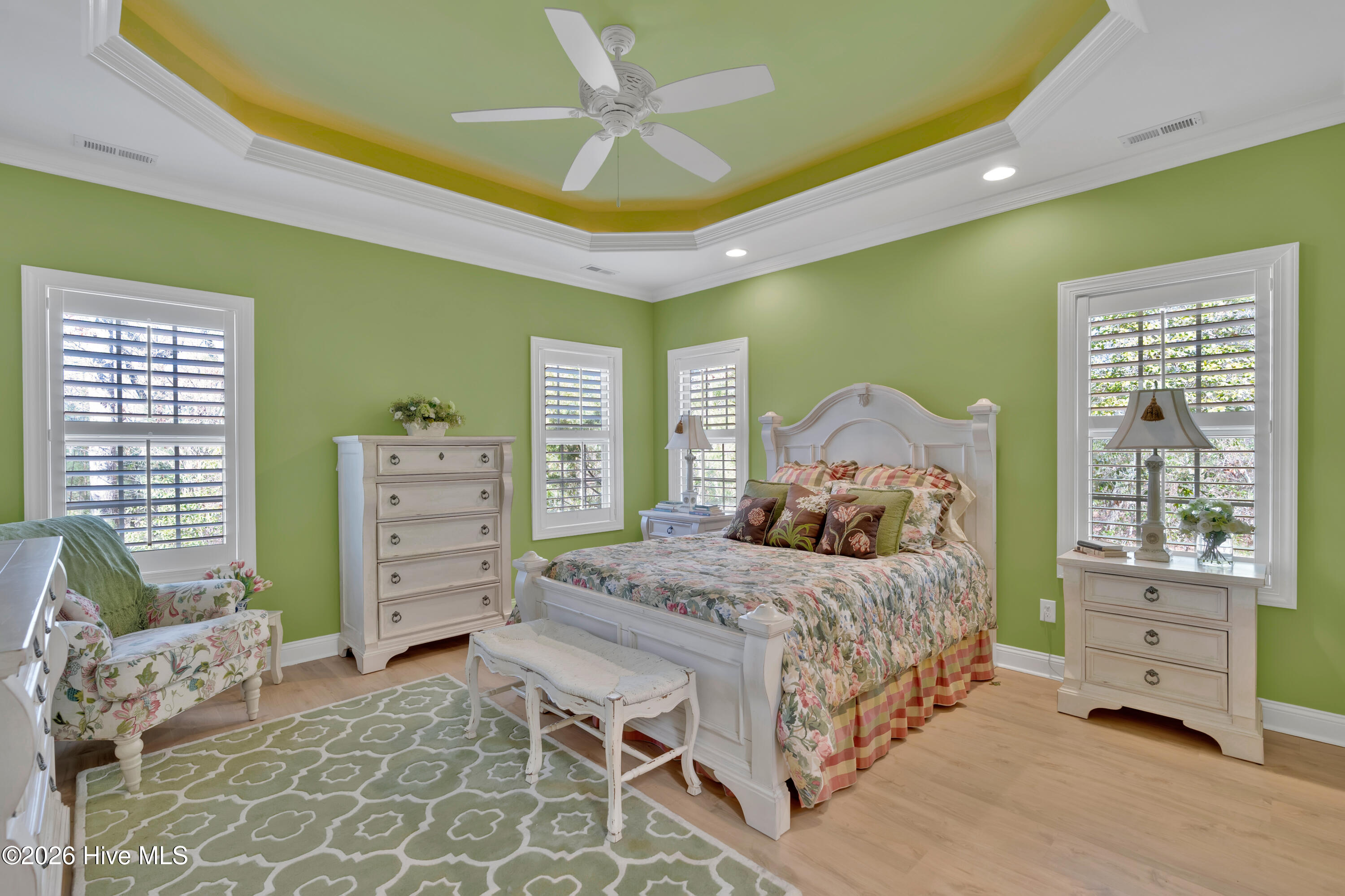 100552024 | Photo 21