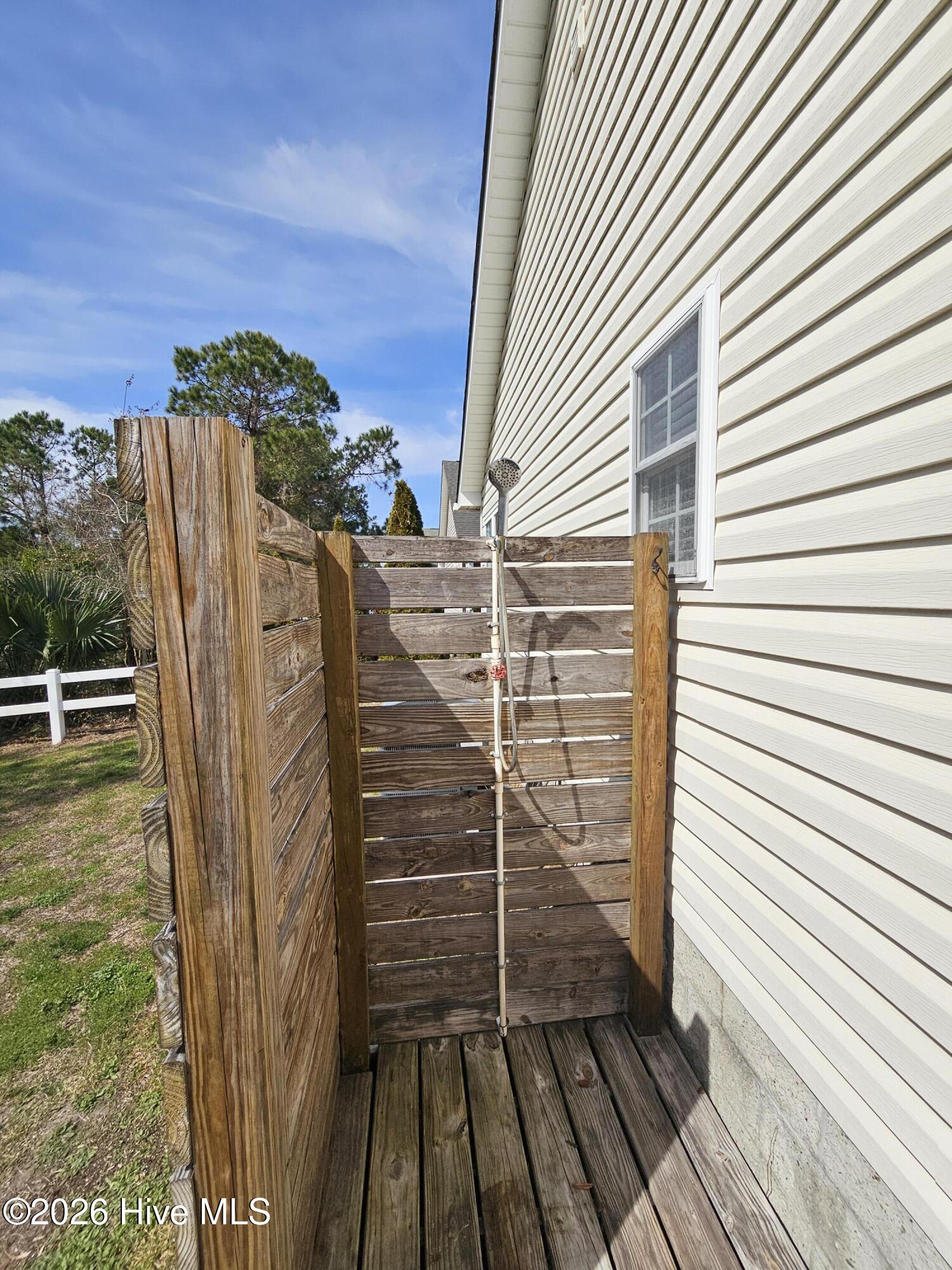 100557905 | Photo 28