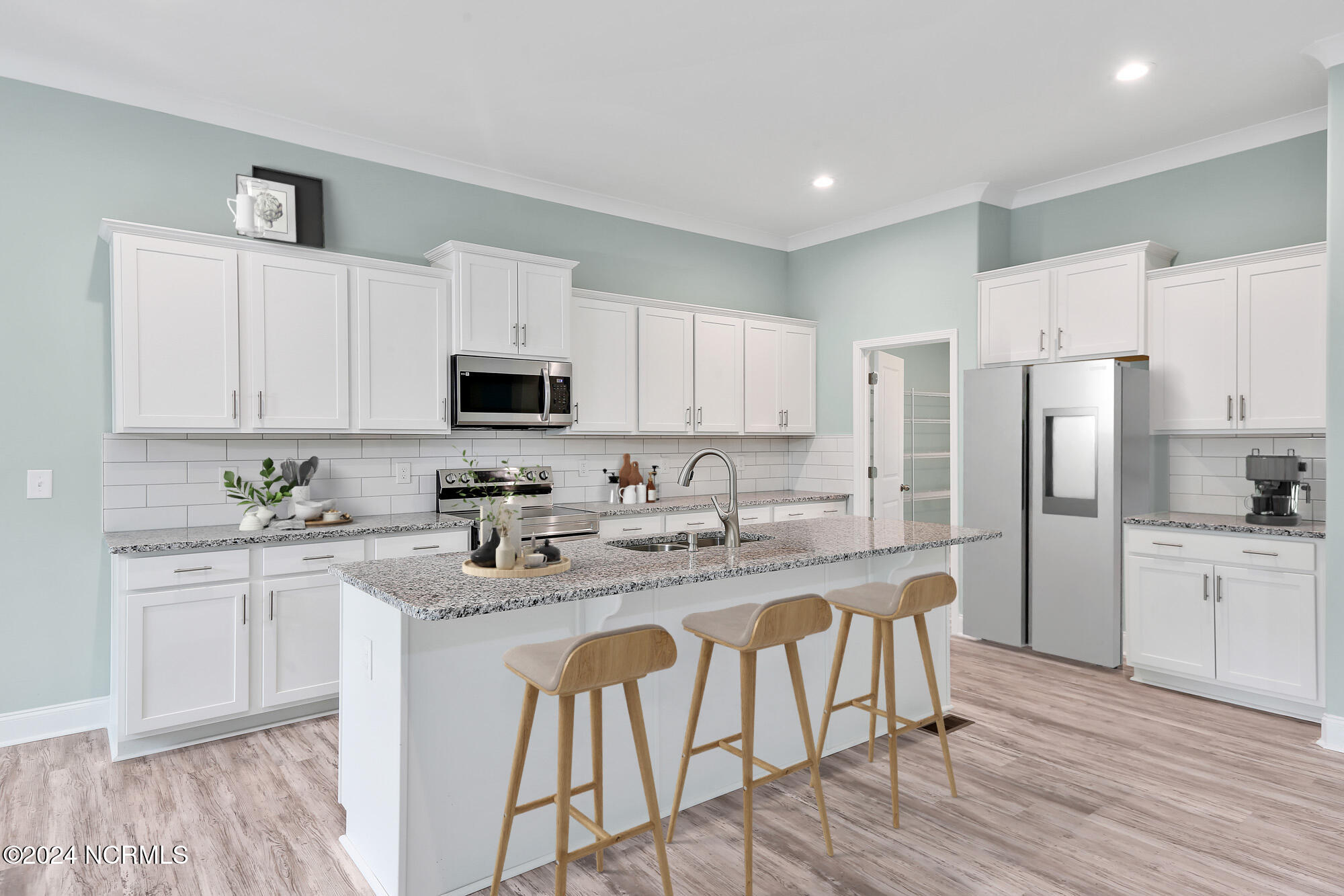 100471538 | Photo 16