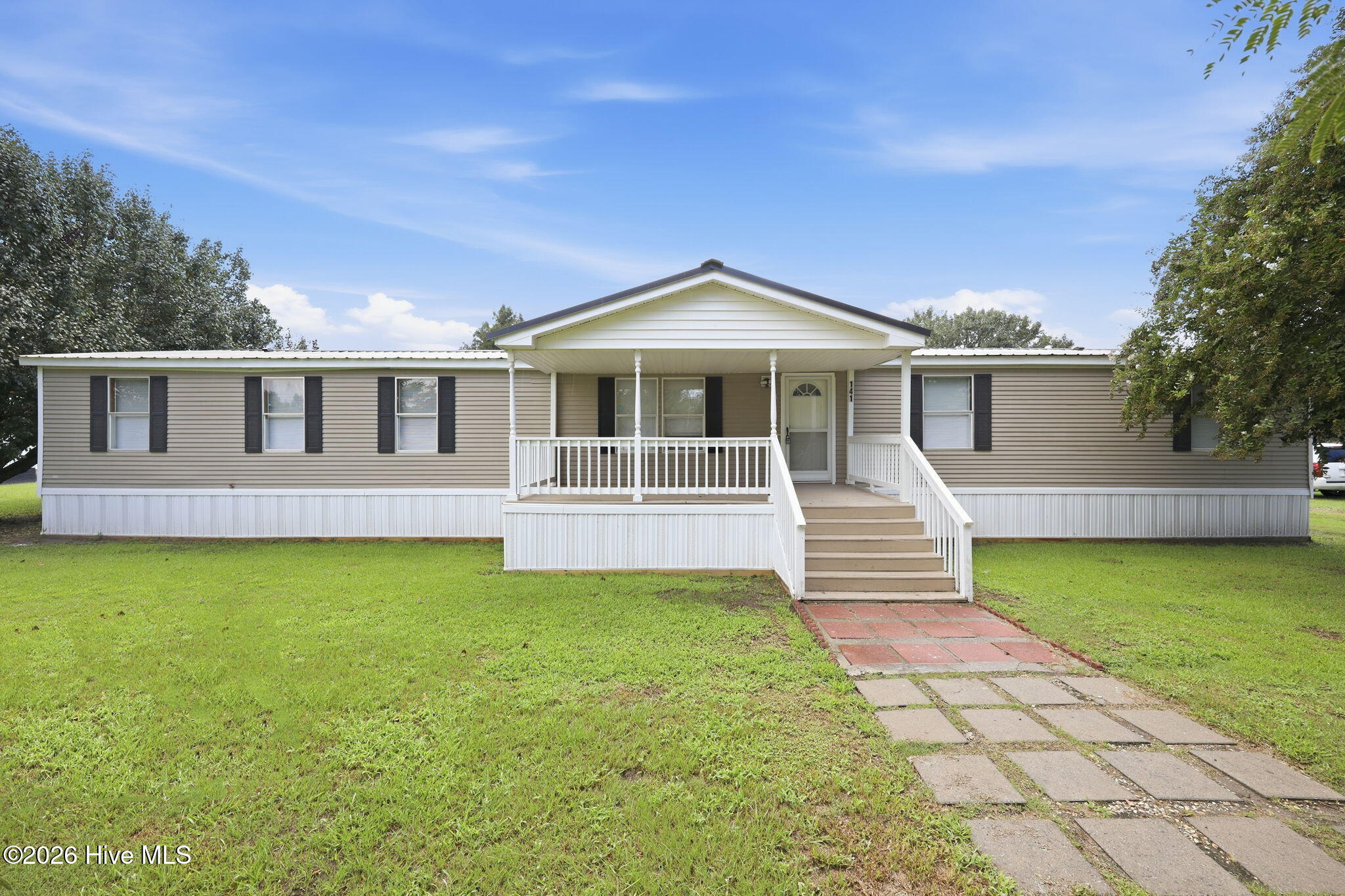 Exterior photo of 141 Woodview Lane, Kinston, NC 28501. MLS: 100599710
