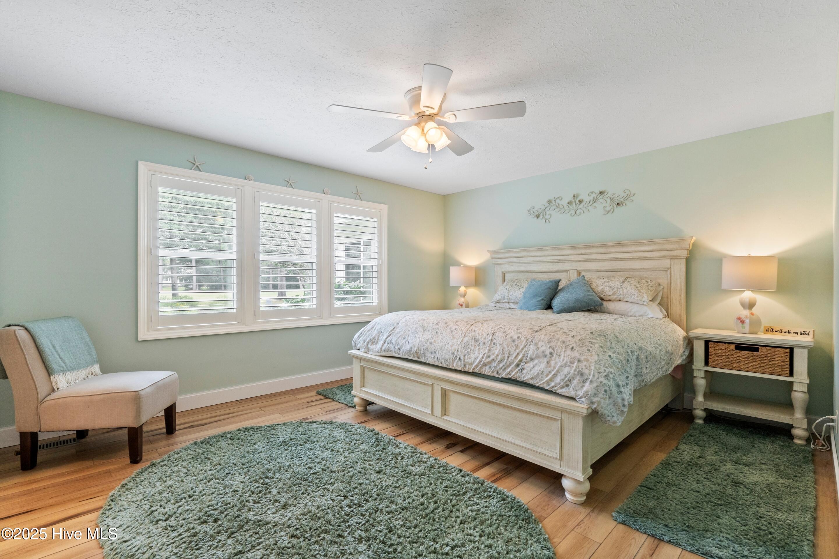 100531980 | Photo 21