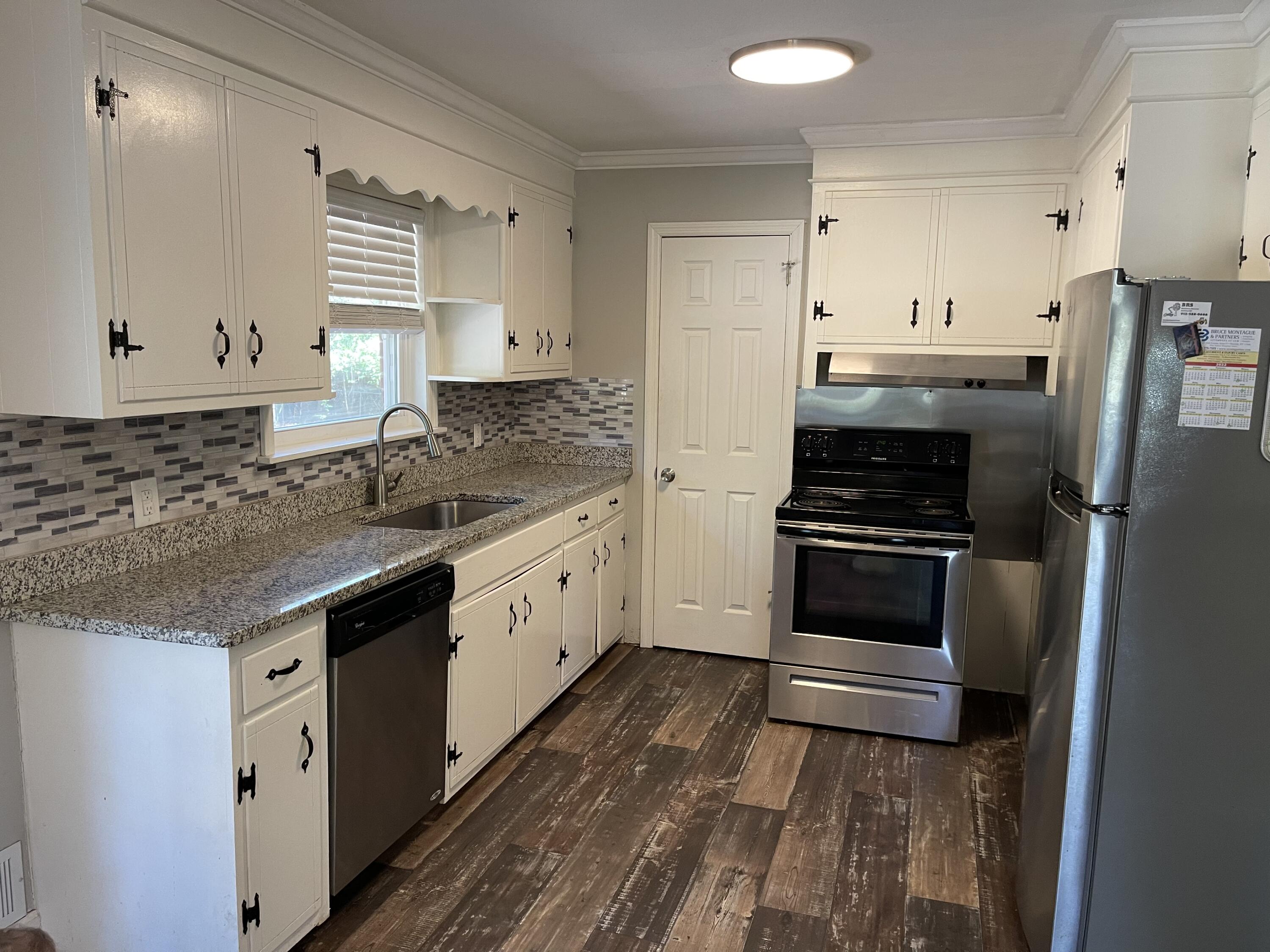 25AEF0D1-80CB-49A5-B34F-E5DB81458A73