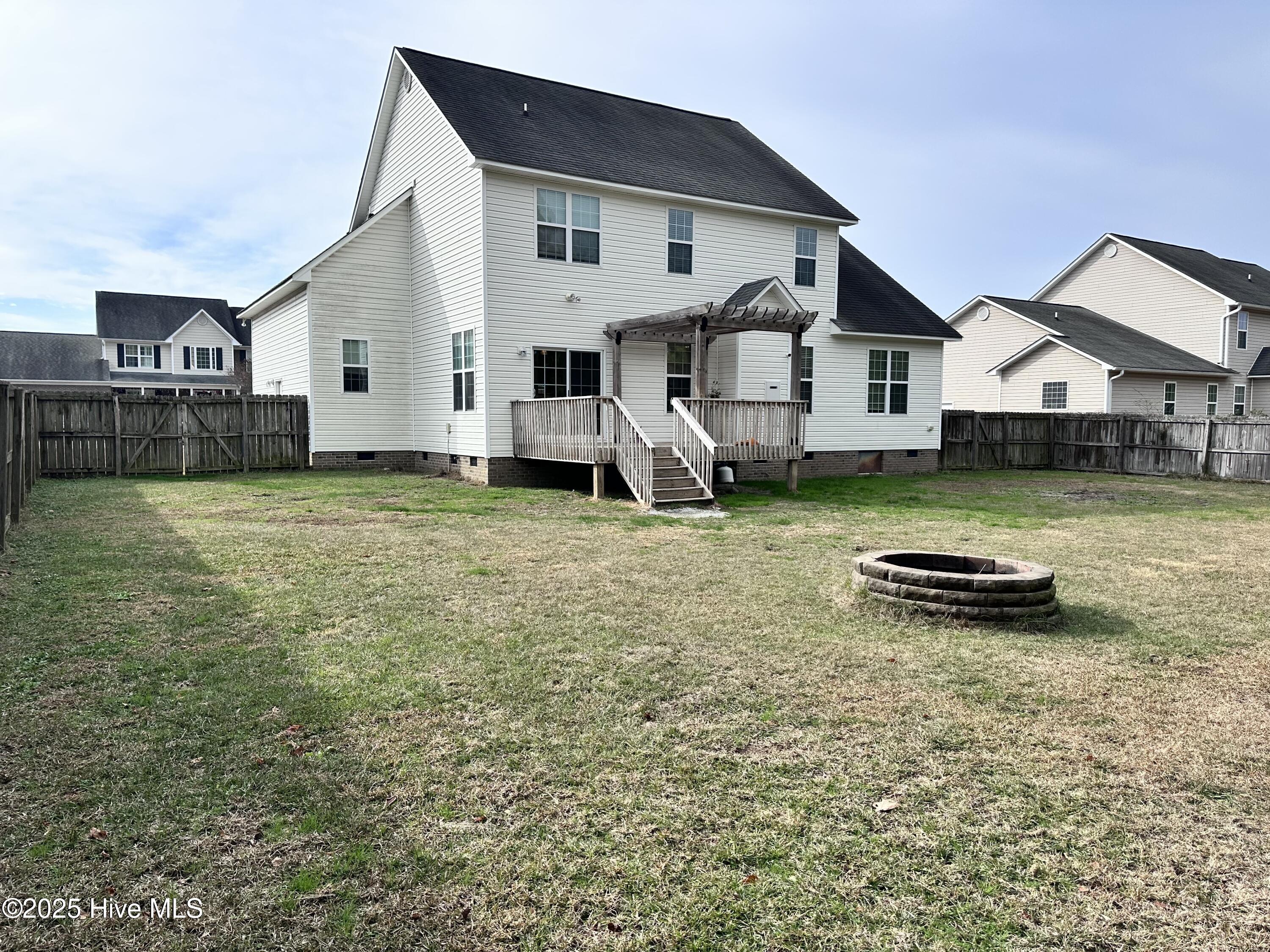 100545528 | Photo 32