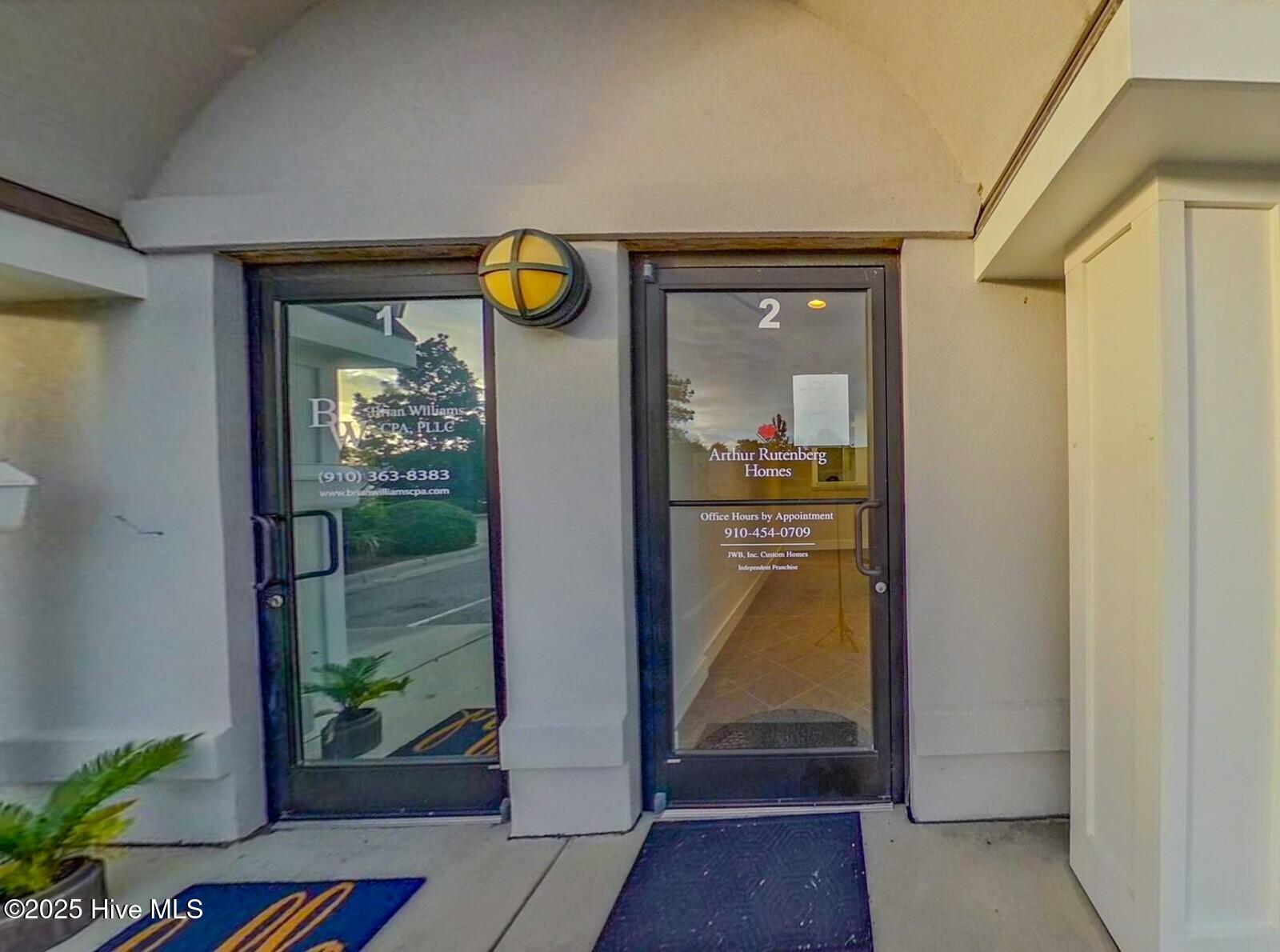 100545253 | Photo 18