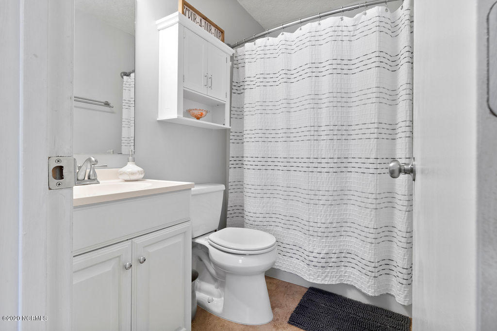 100538269 | Photo 11