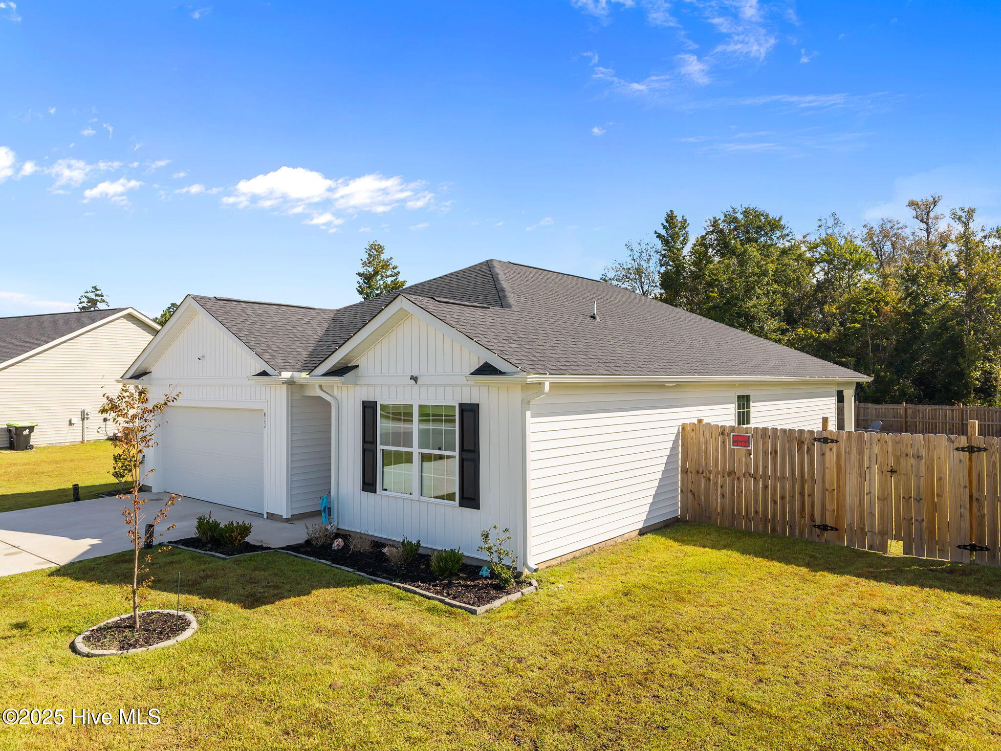 32-web-or-mls-411 Turp Landing Ln 83
