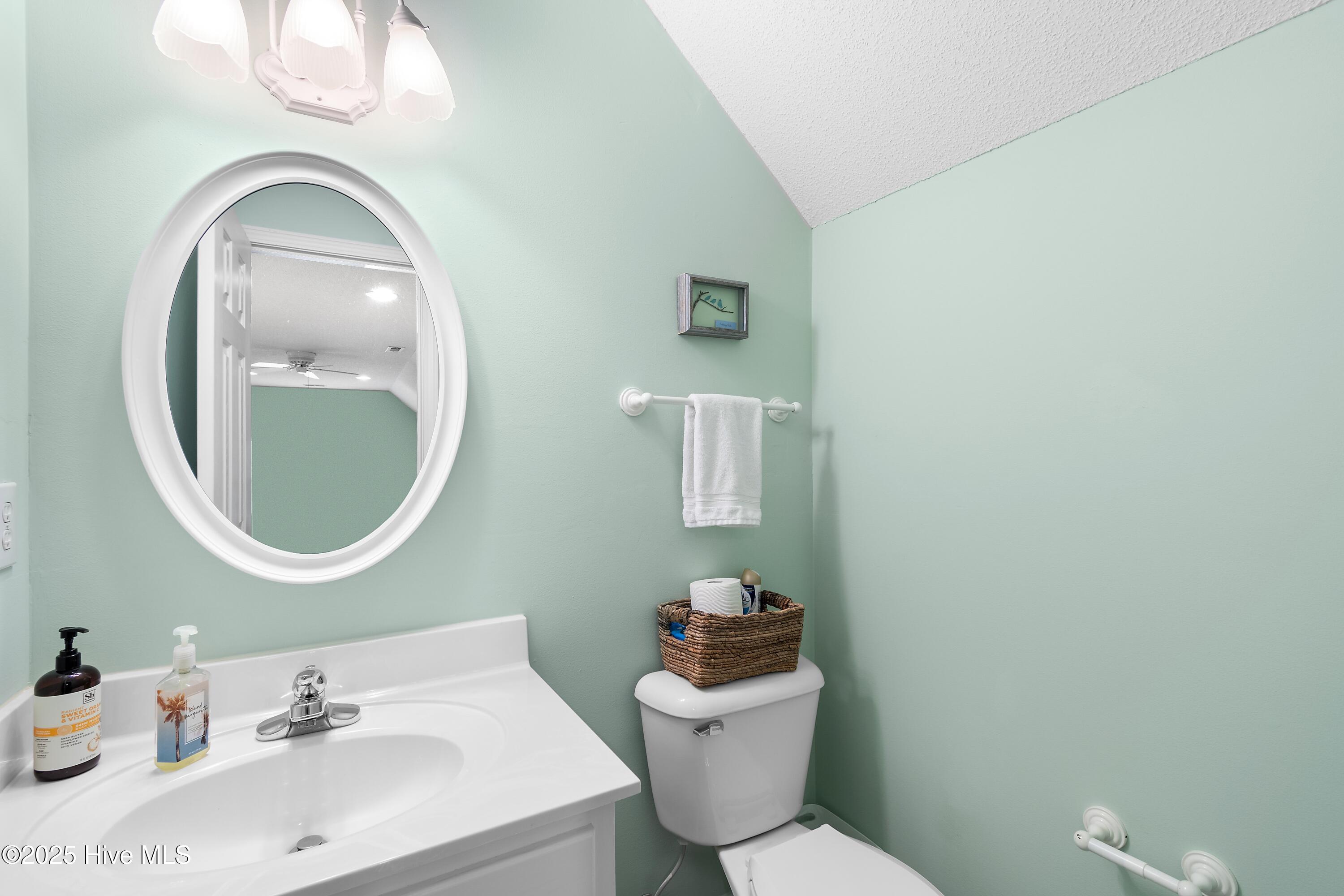 100556146 | Photo 34