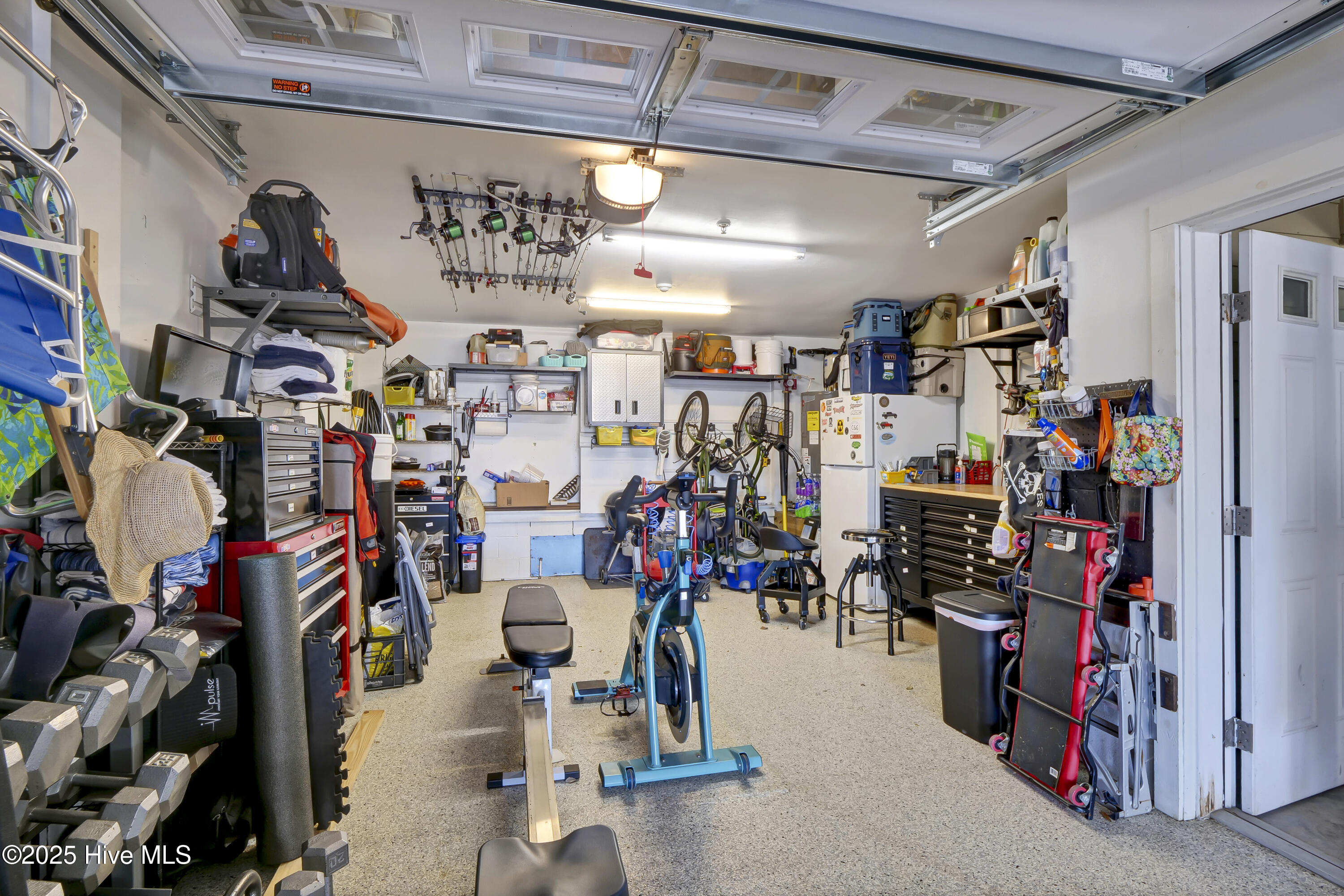 100553275 | Photo 24