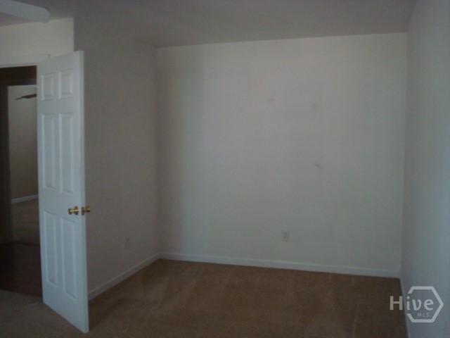 Master bedroom is L shaped .. lots of room!