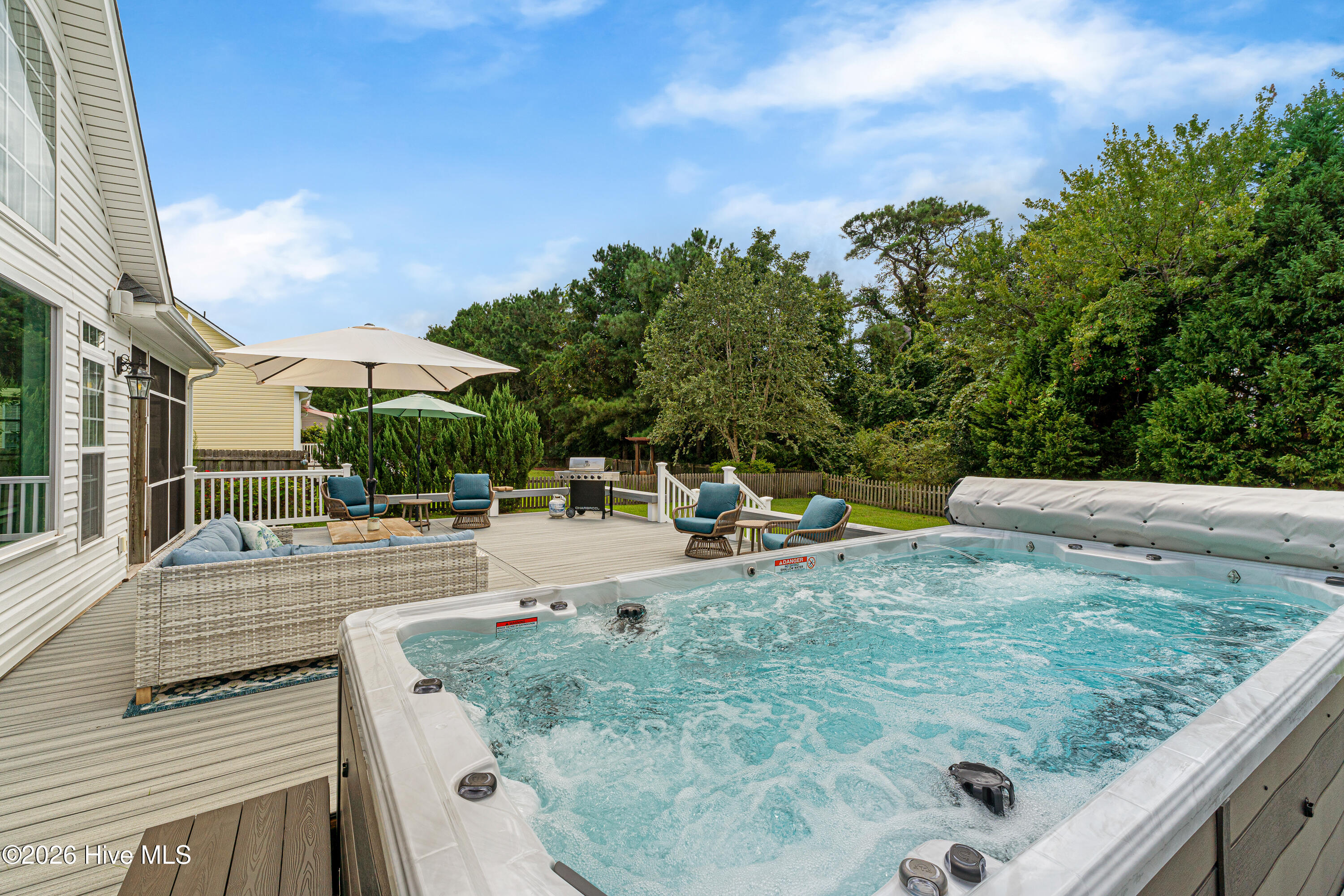 412 Waverly Court,Newport