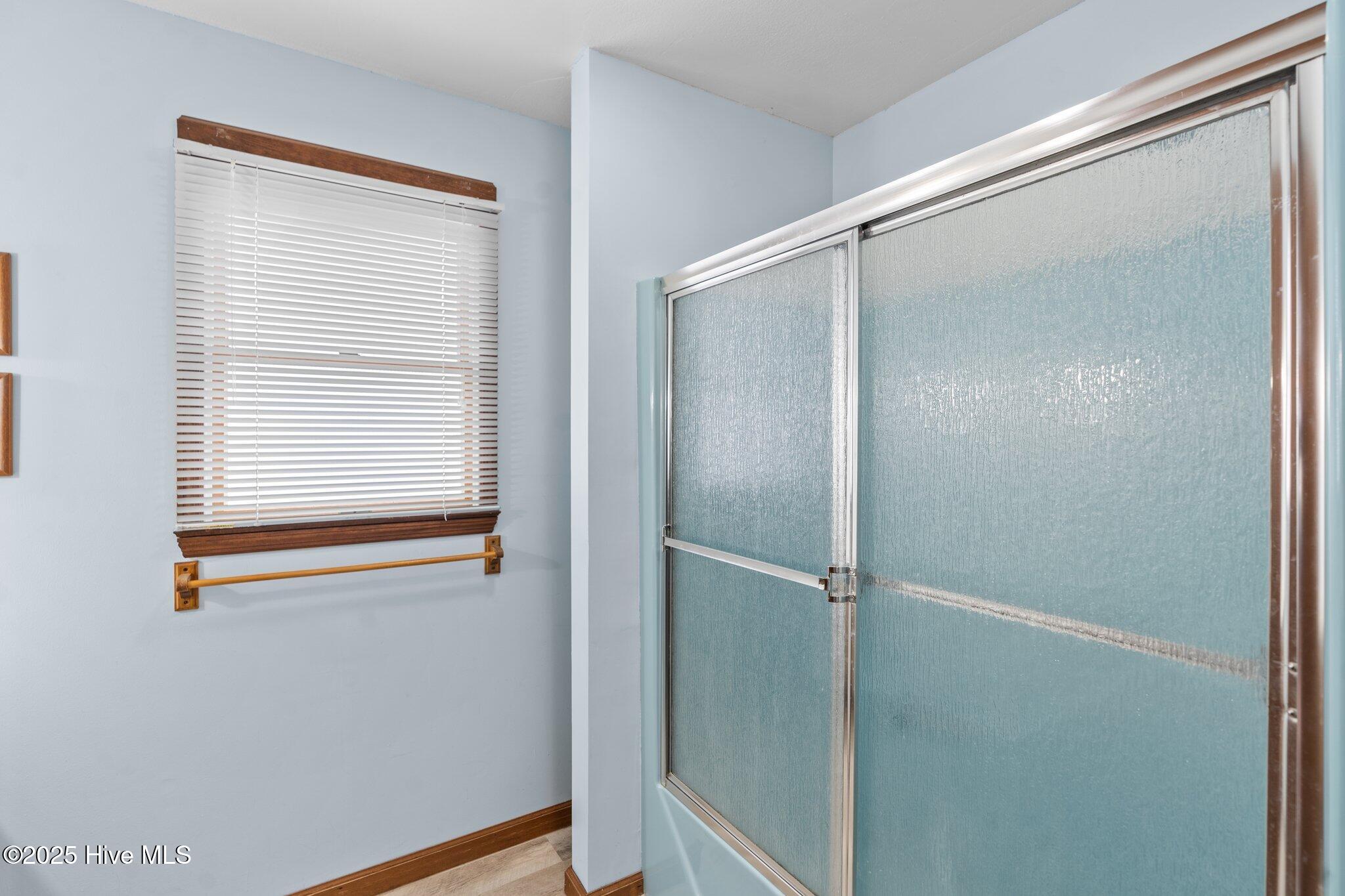 100513901 | Photo 39