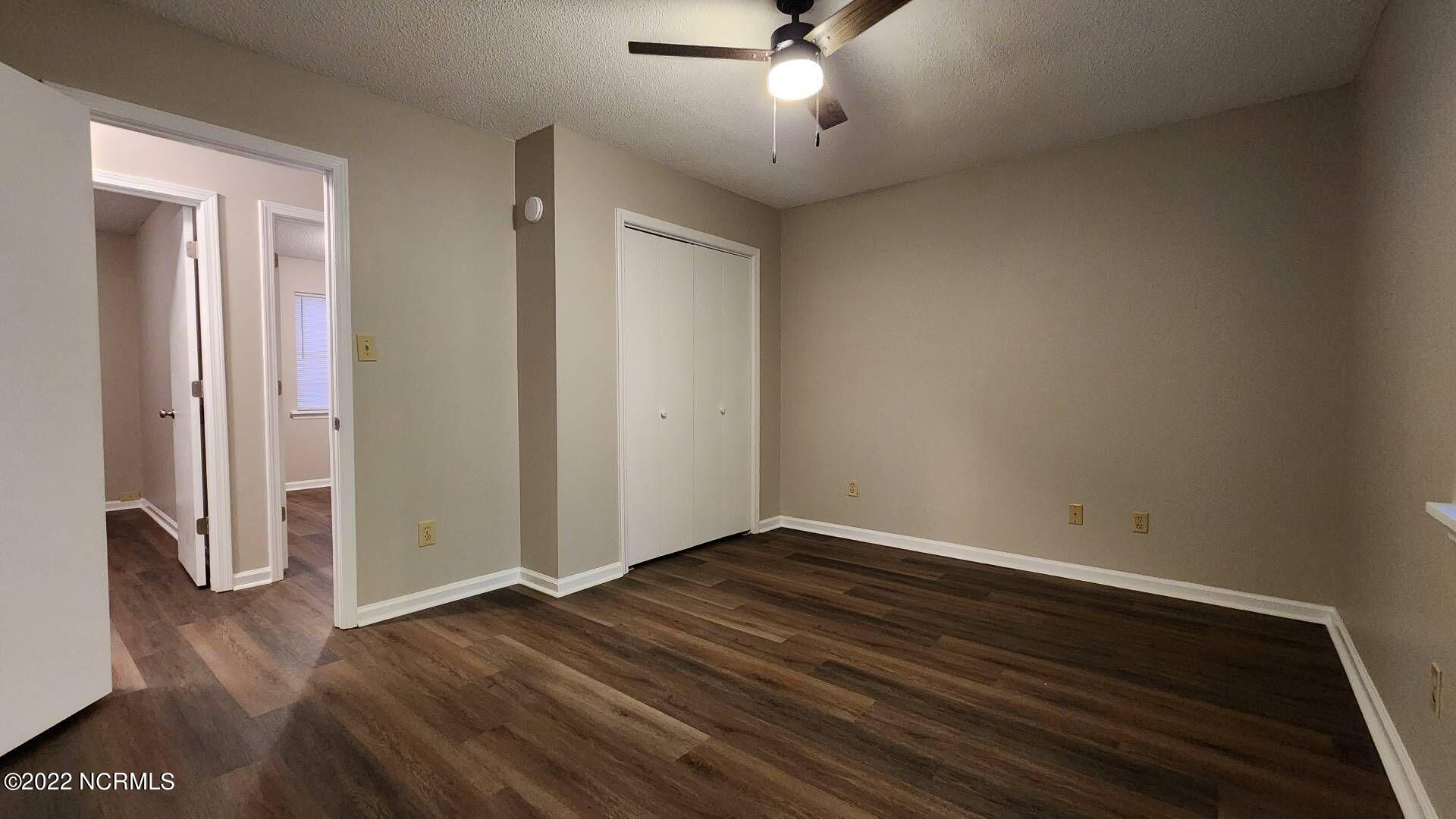 100547635 | Photo 16