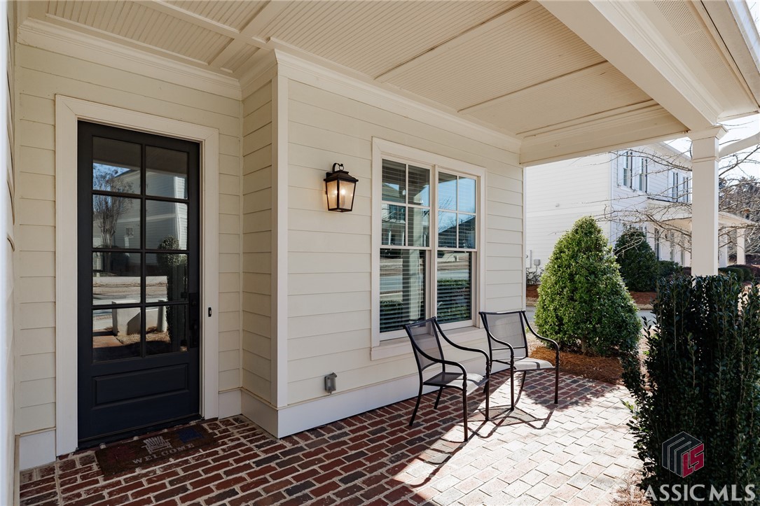 2990 Greenleffe Drive