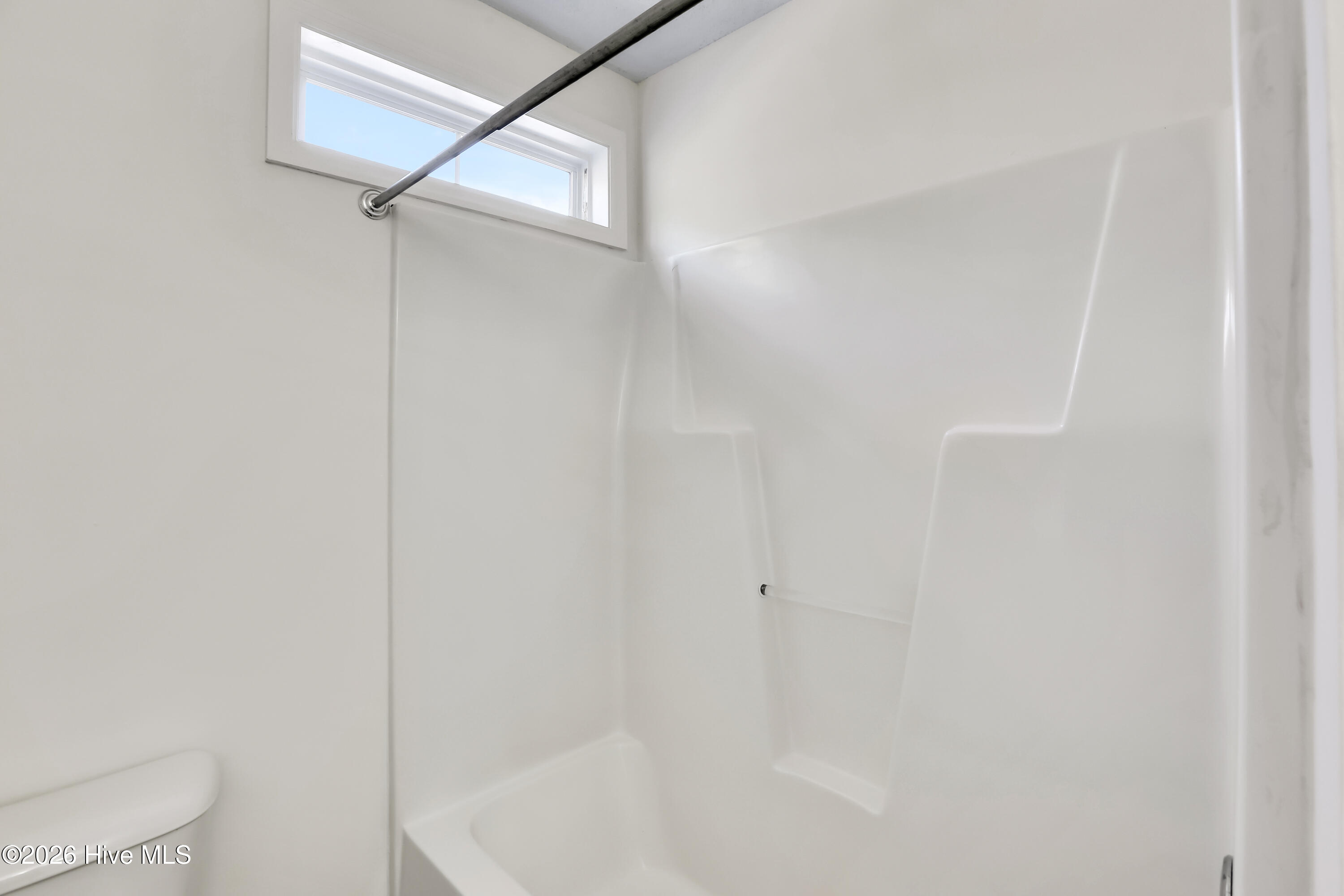 100551471 | Photo 24