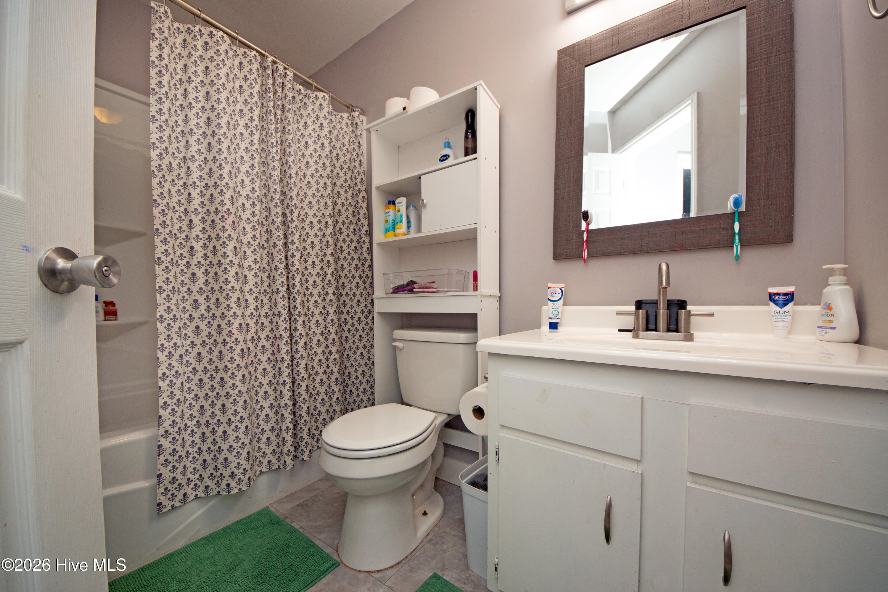 100550040 | Photo 12