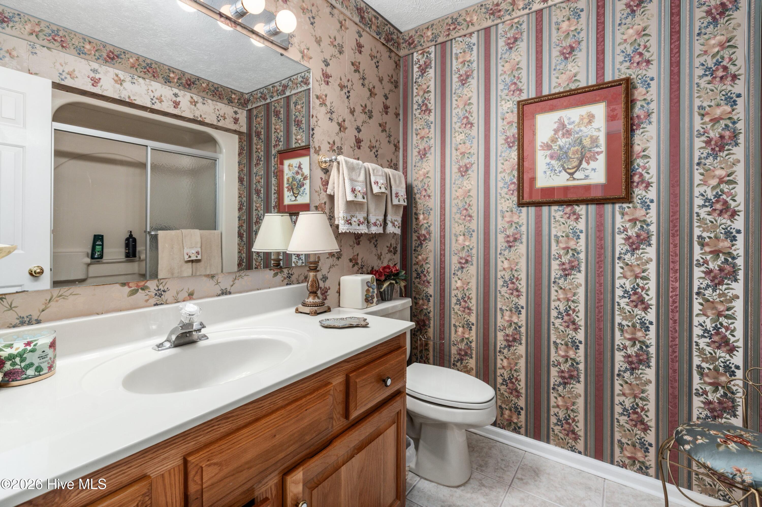 100555130 | Photo 17