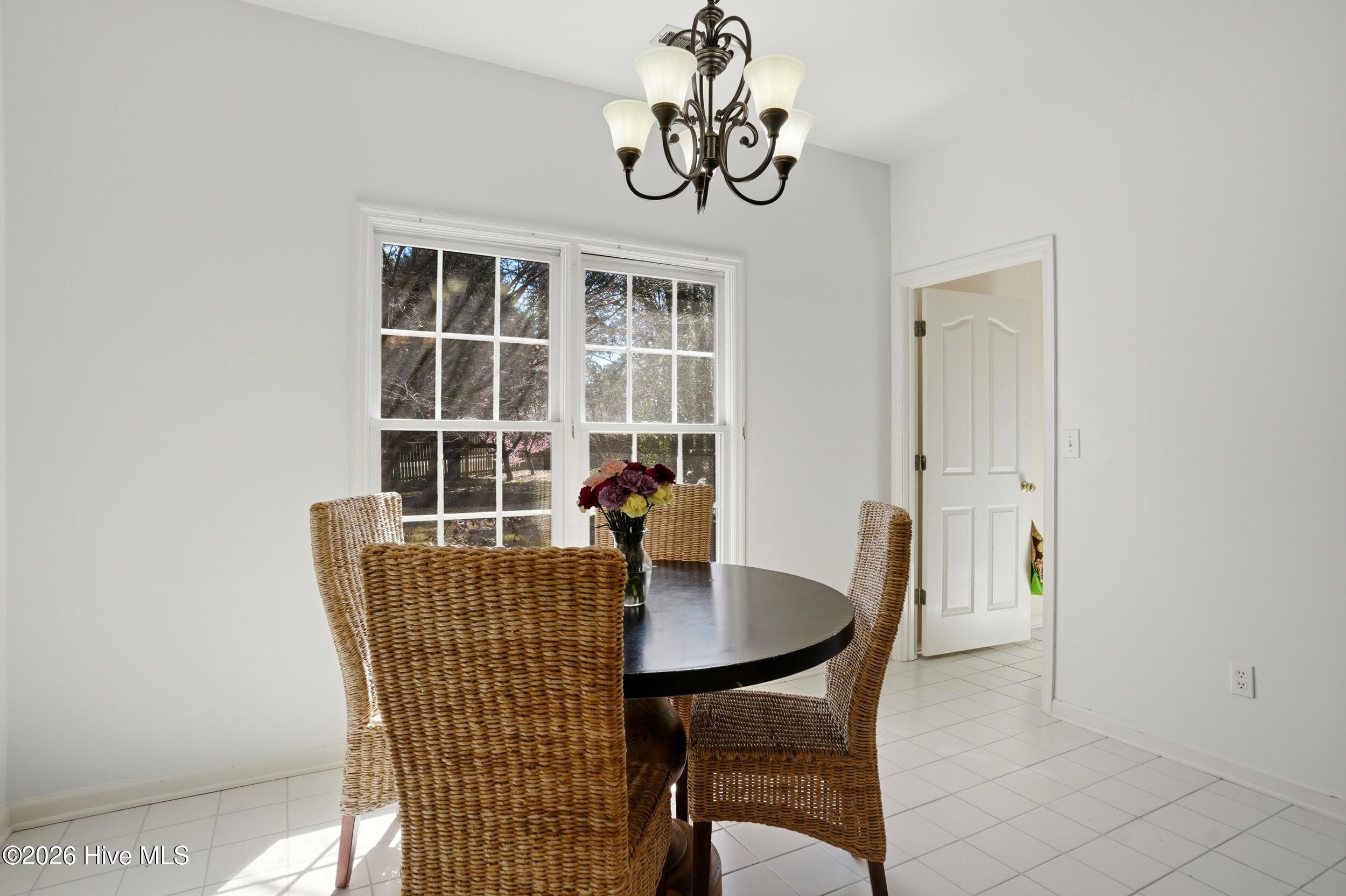 100556921 | Photo 18