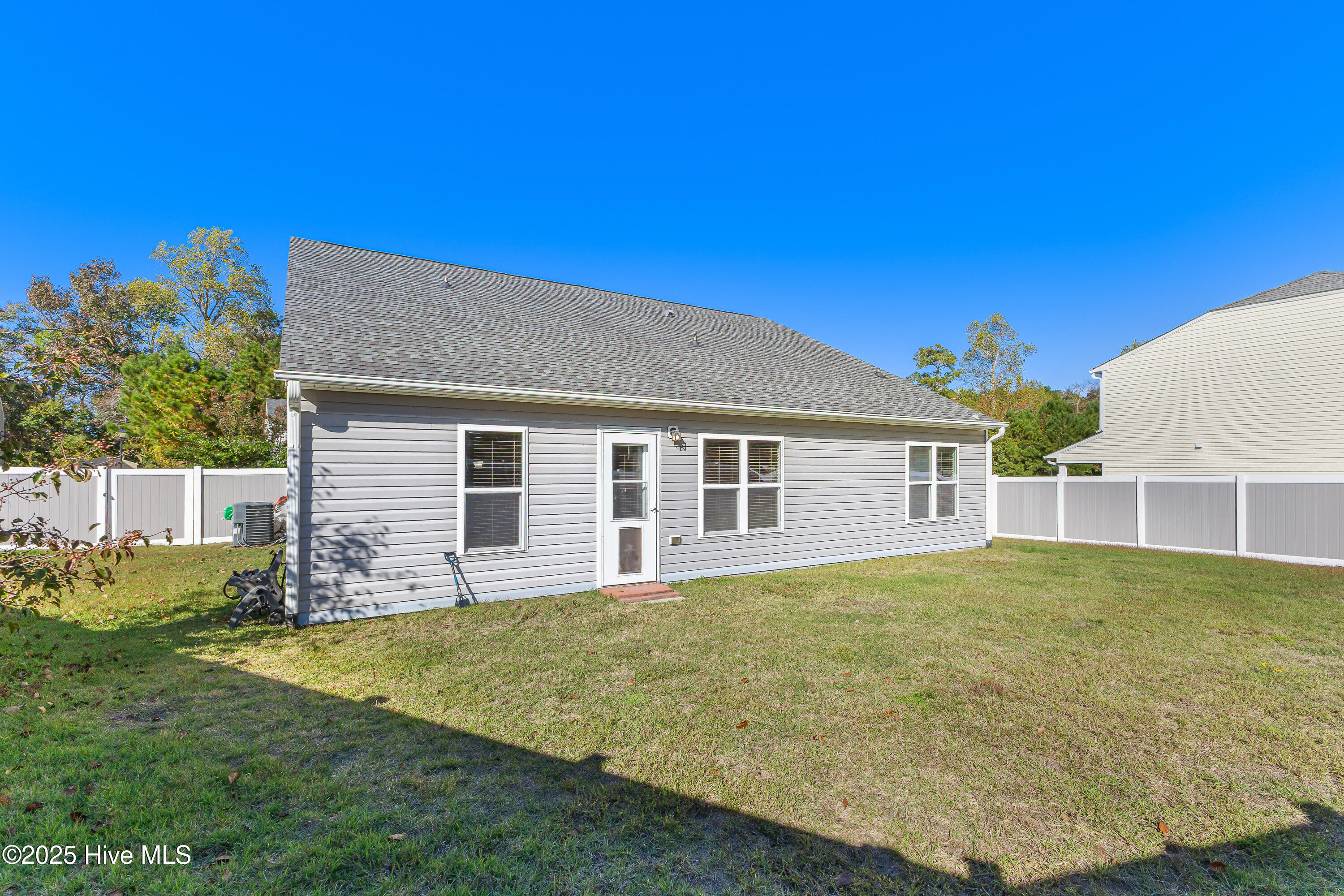 100539432 | Photo 31