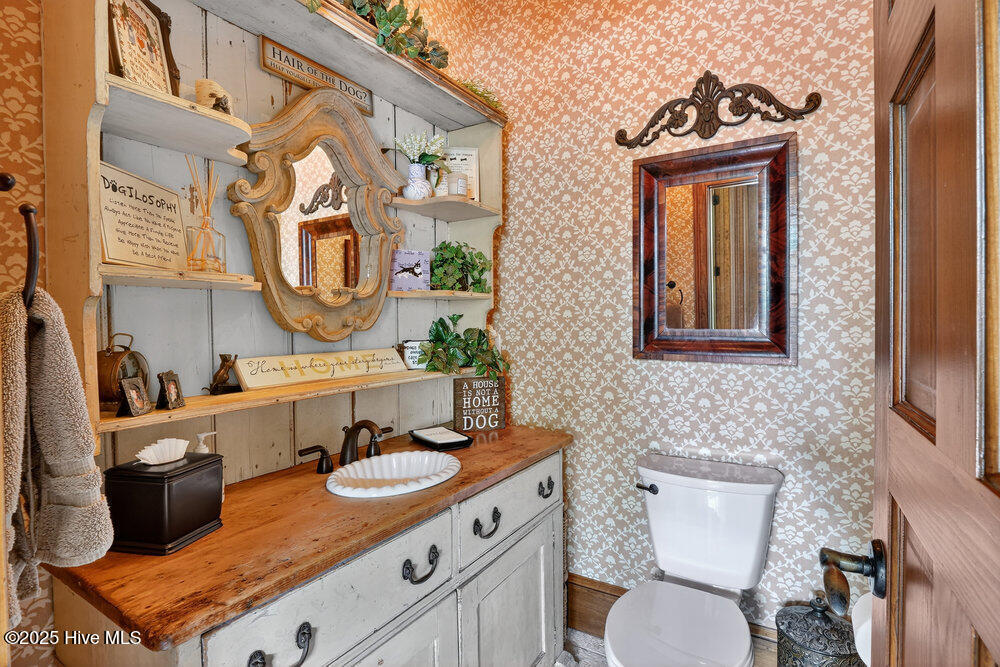 100560338 | Photo 87