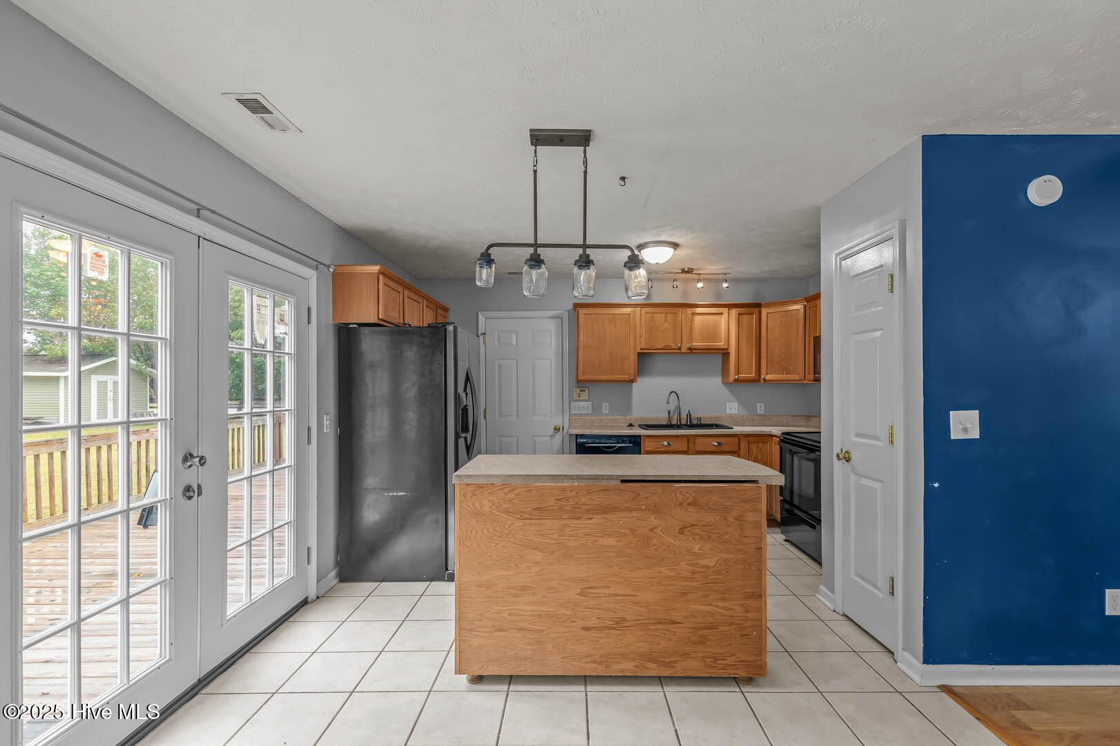 100542148 | Photo 20