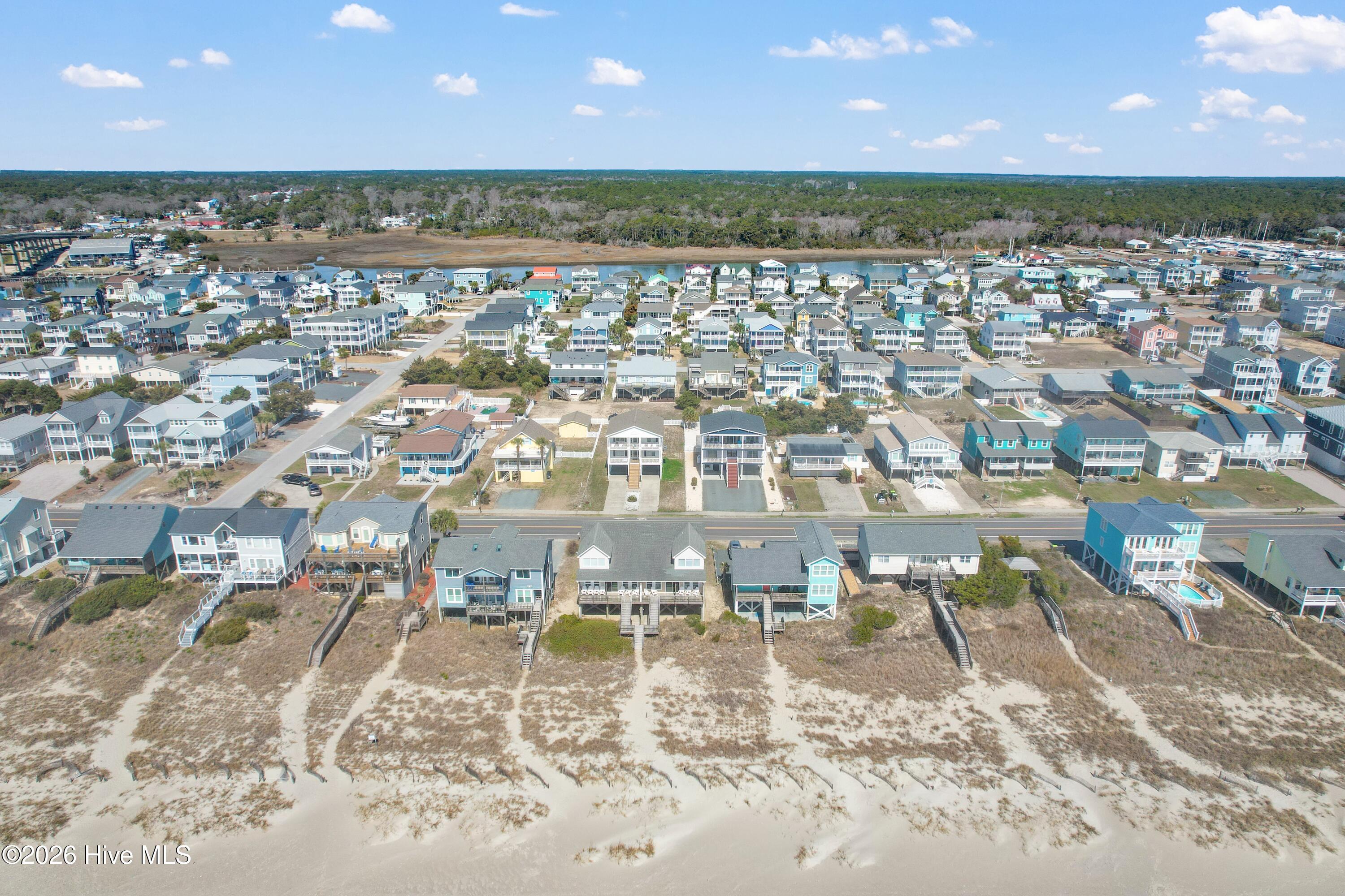 100558729 | Photo 45