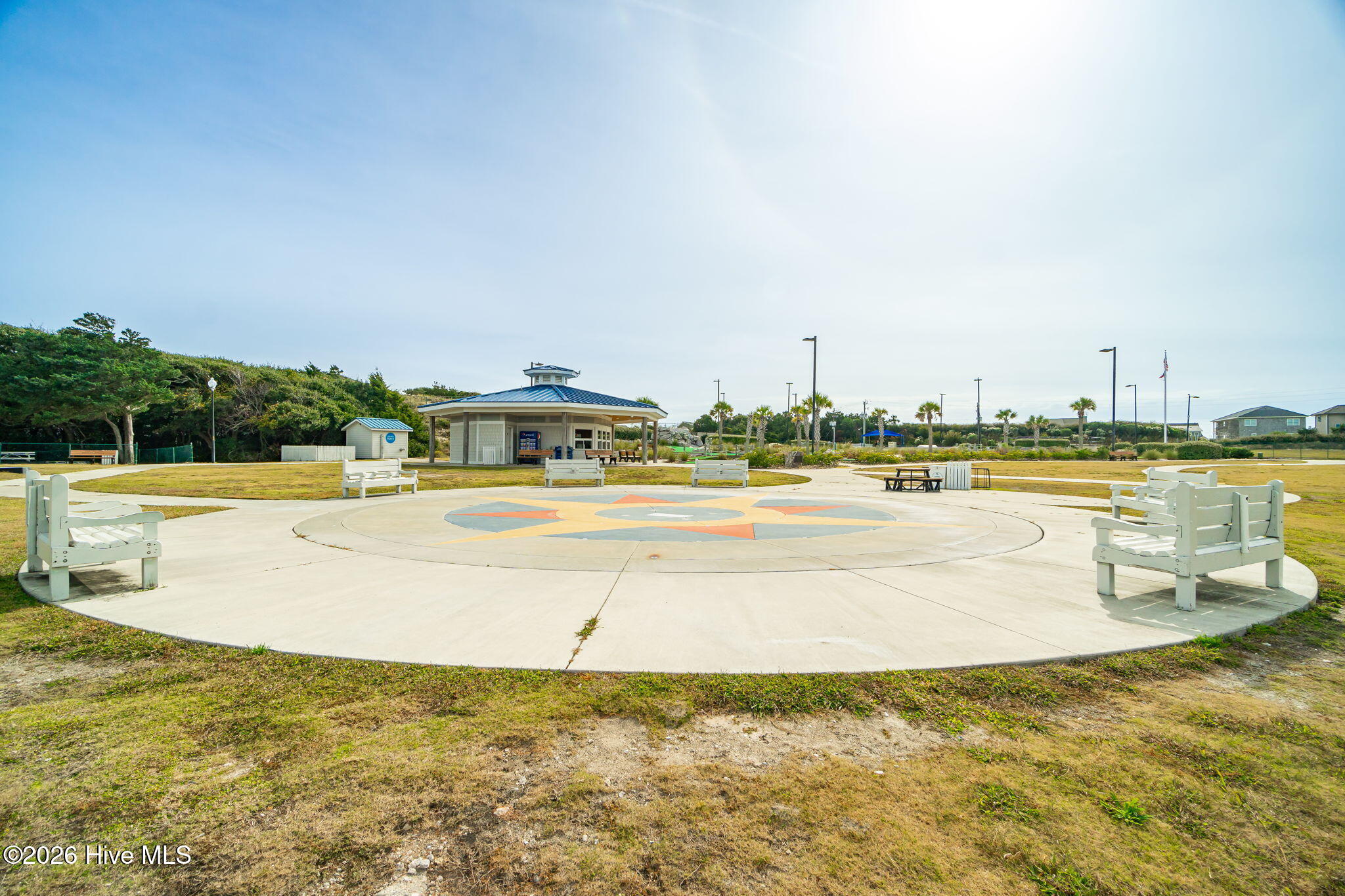 213 W Bogue Sound Drive,Atlantic Beach