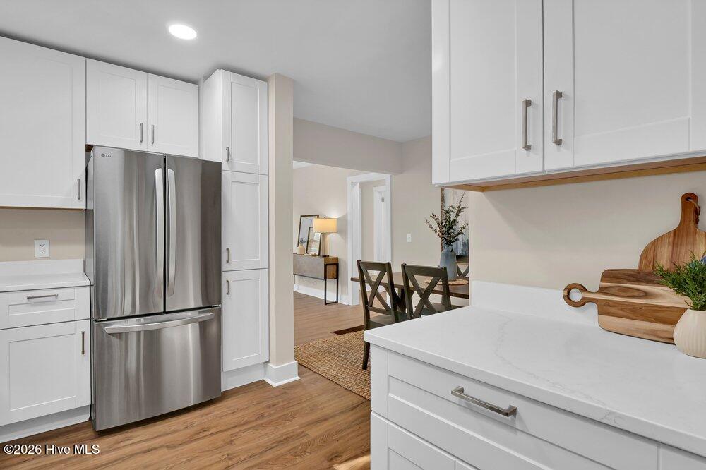 100560738 | Photo 13