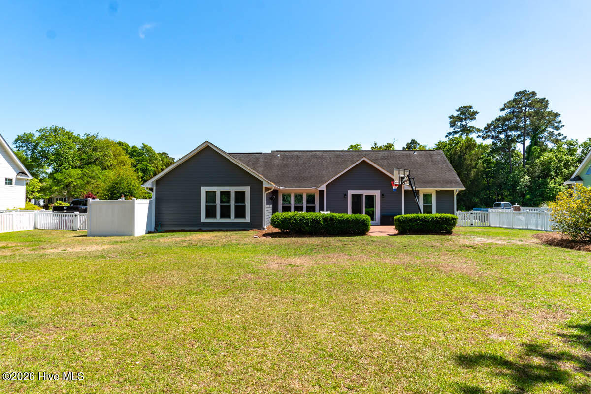 100569264 | Photo 30