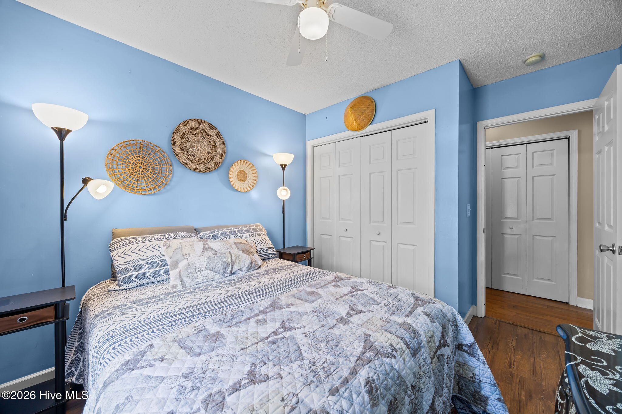 100550840 | Photo 31