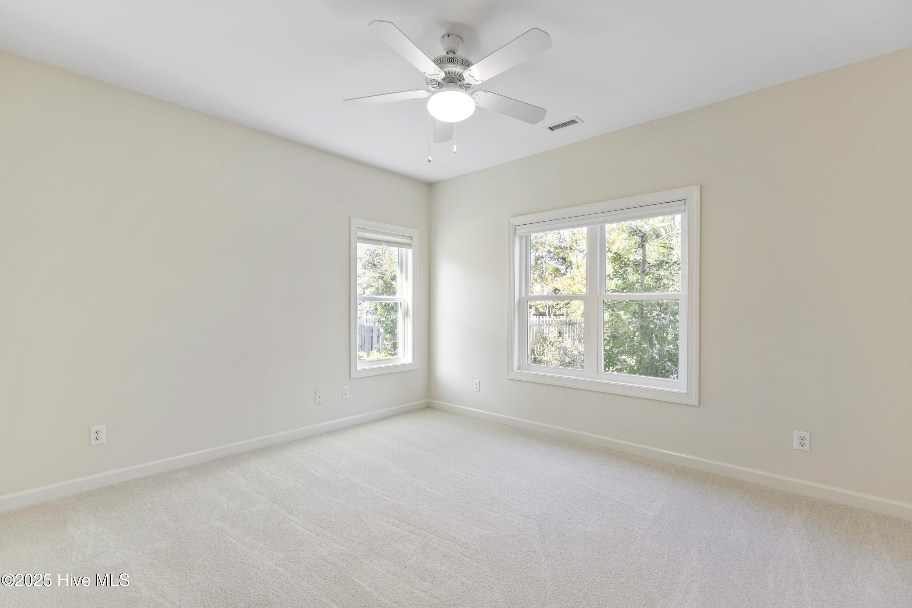 100539771 | Photo 29