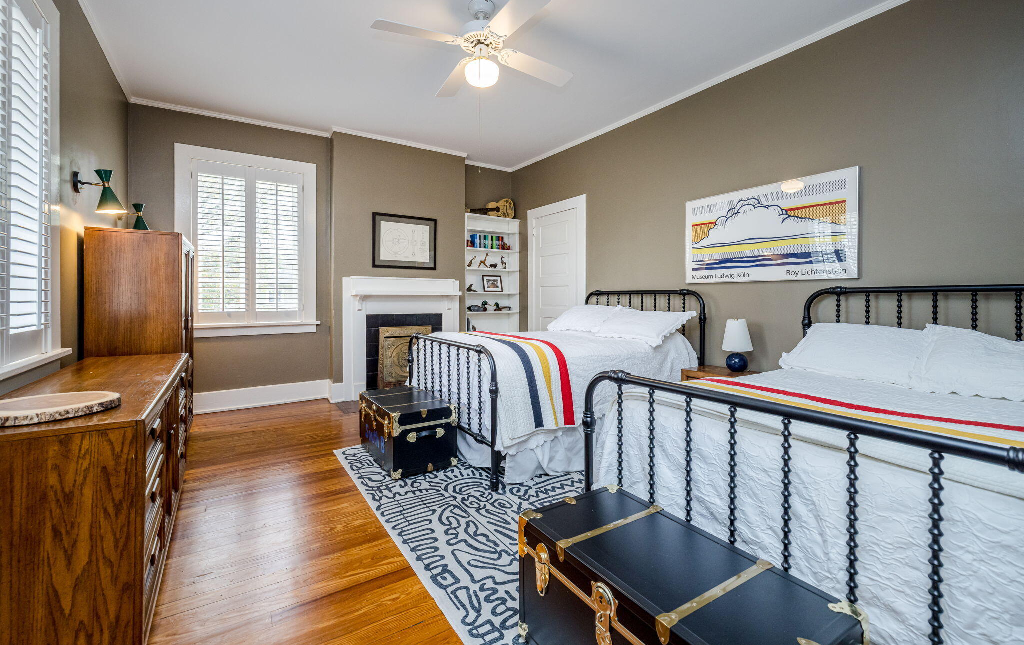 2409Central-63