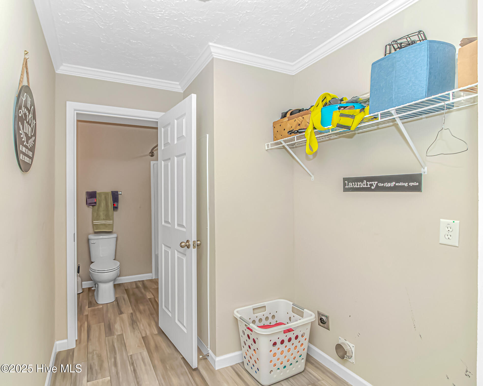 100510788 | Photo 14