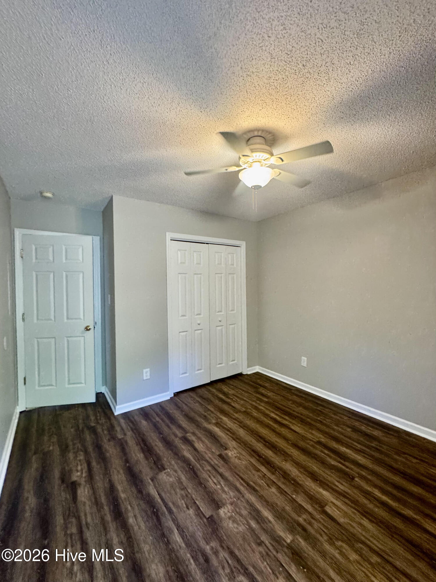 100568678 | Photo 15