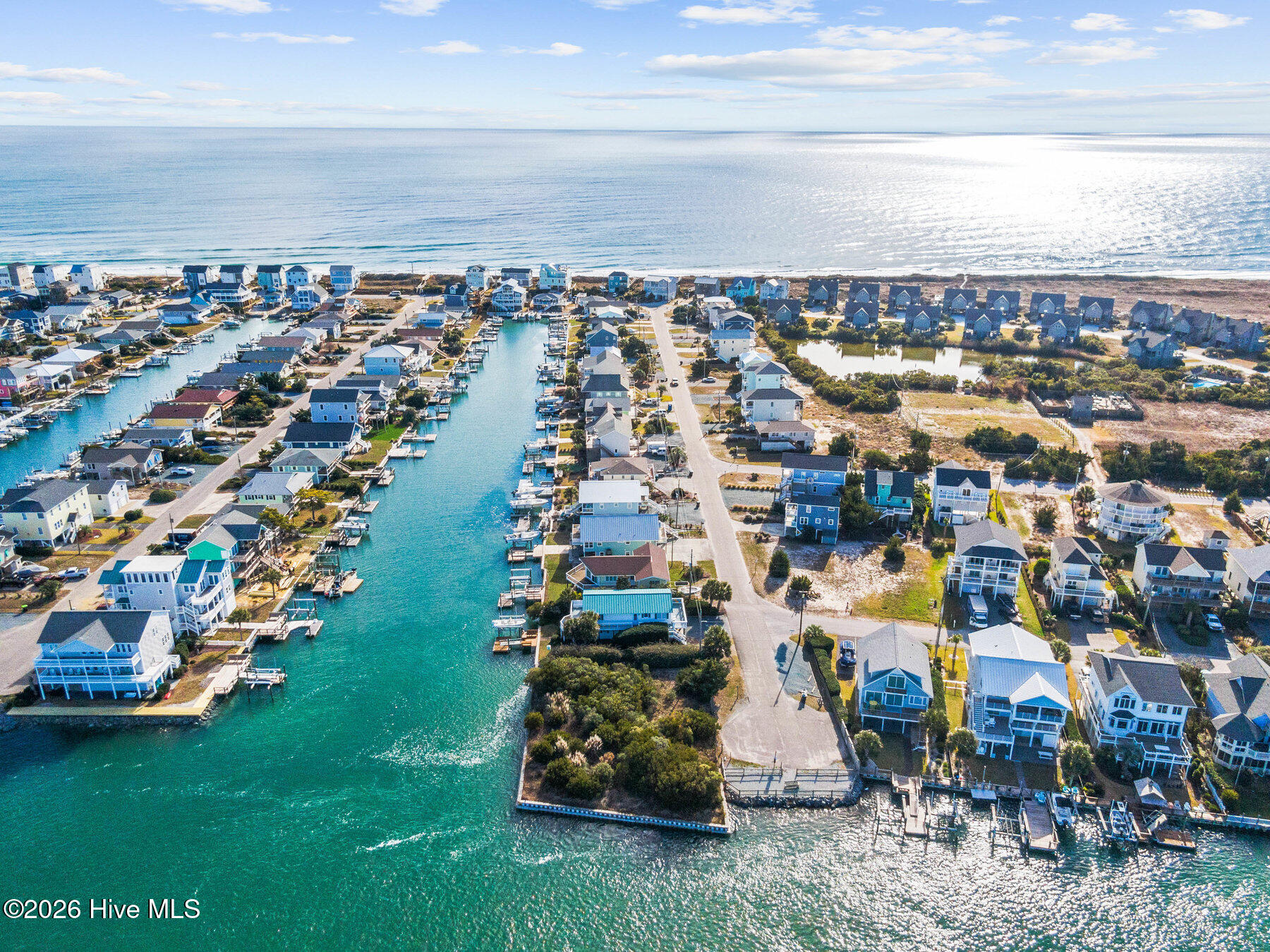 100547796 | Photo 23