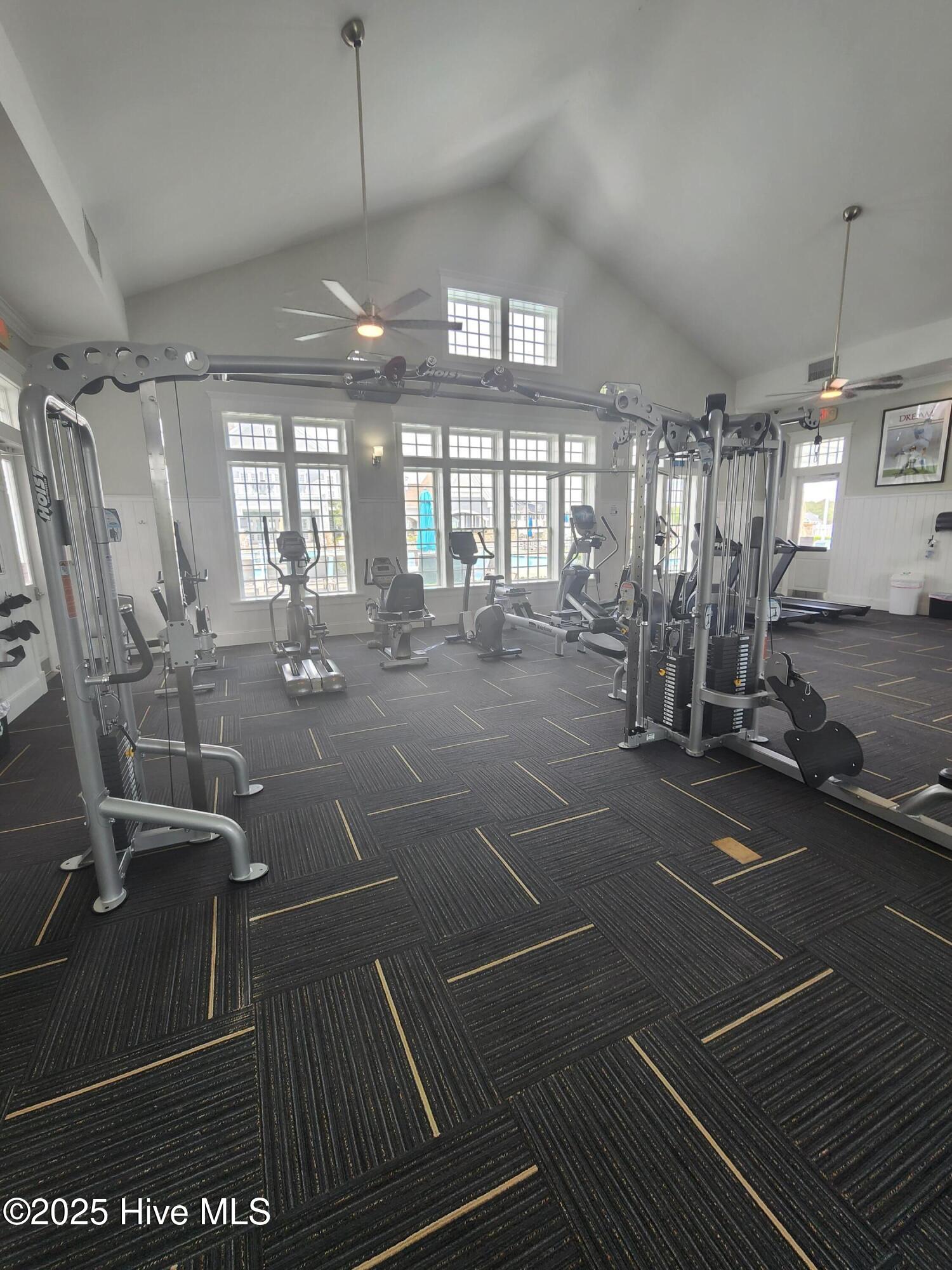 100530509 | Photo 27