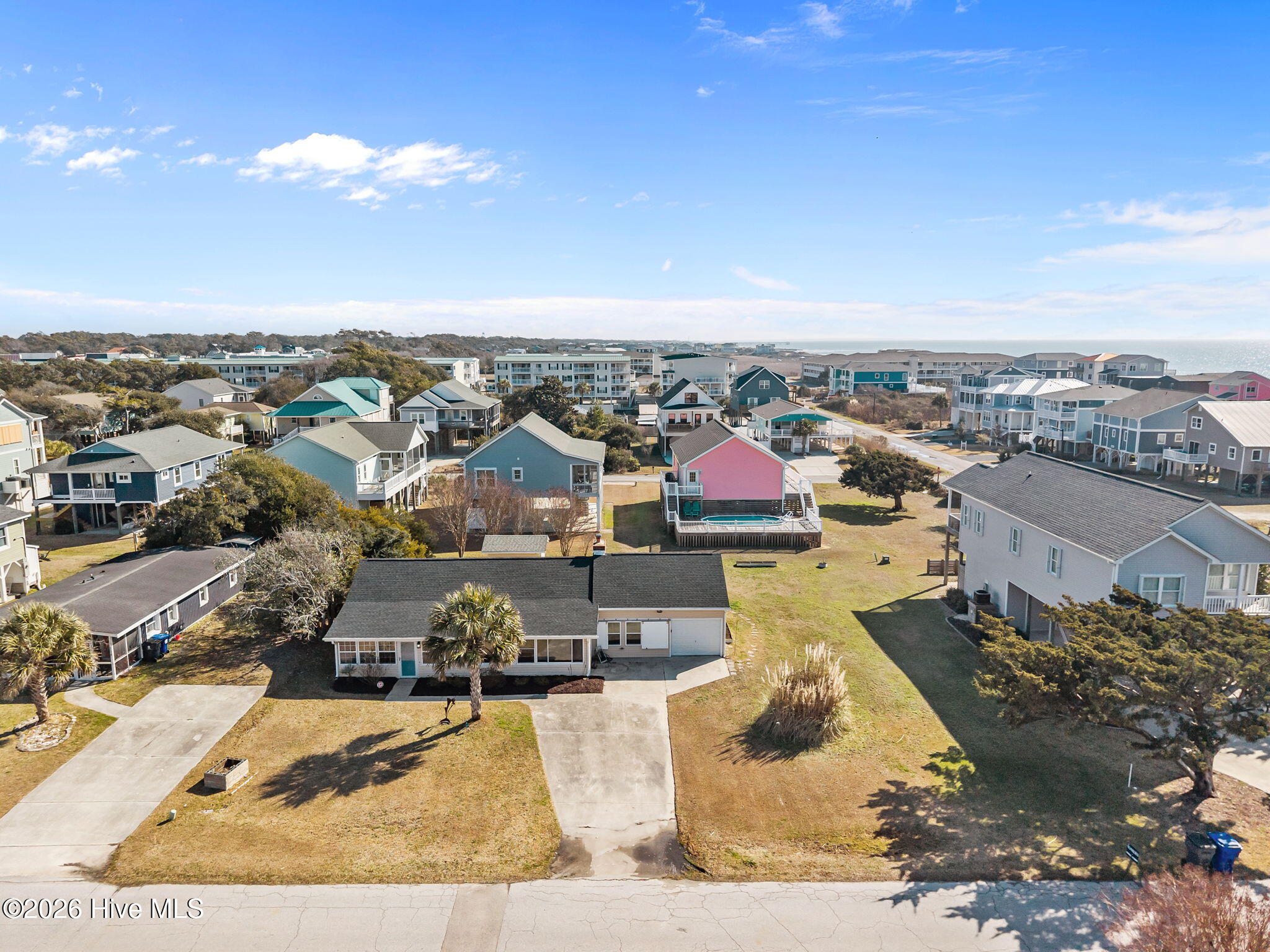 100545897 | Photo 47