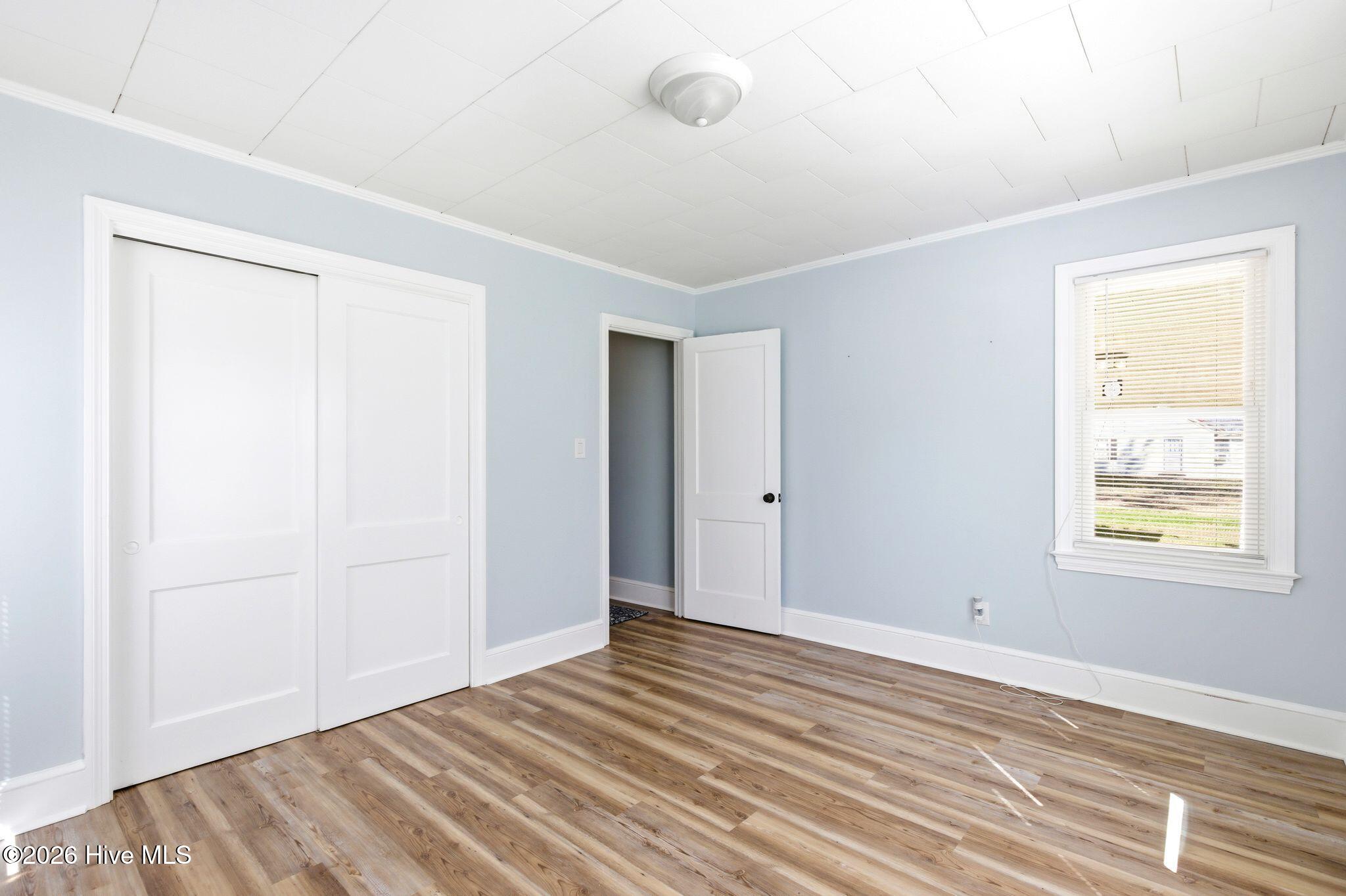 100562415 | Photo 27