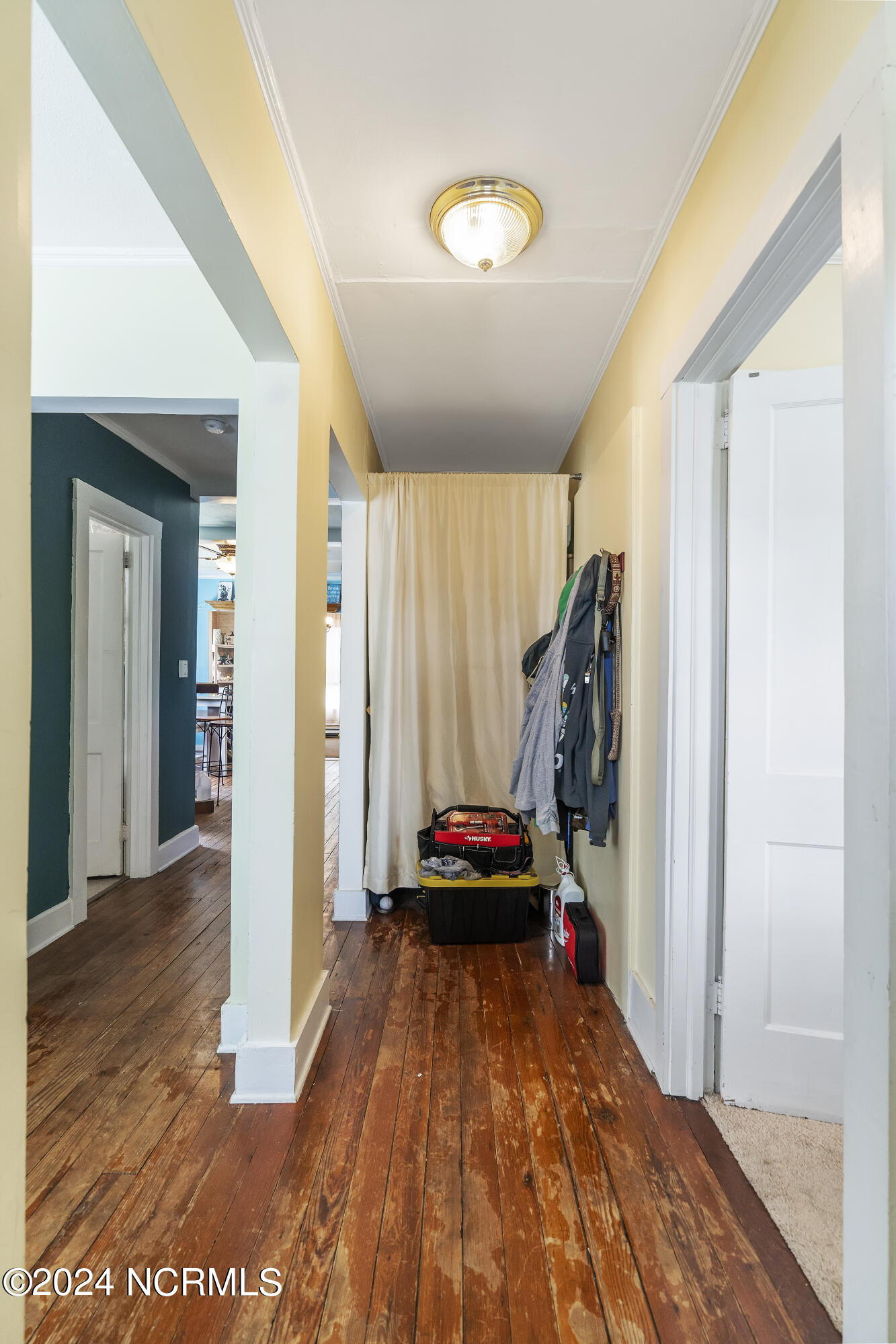 100488510 | Photo 26