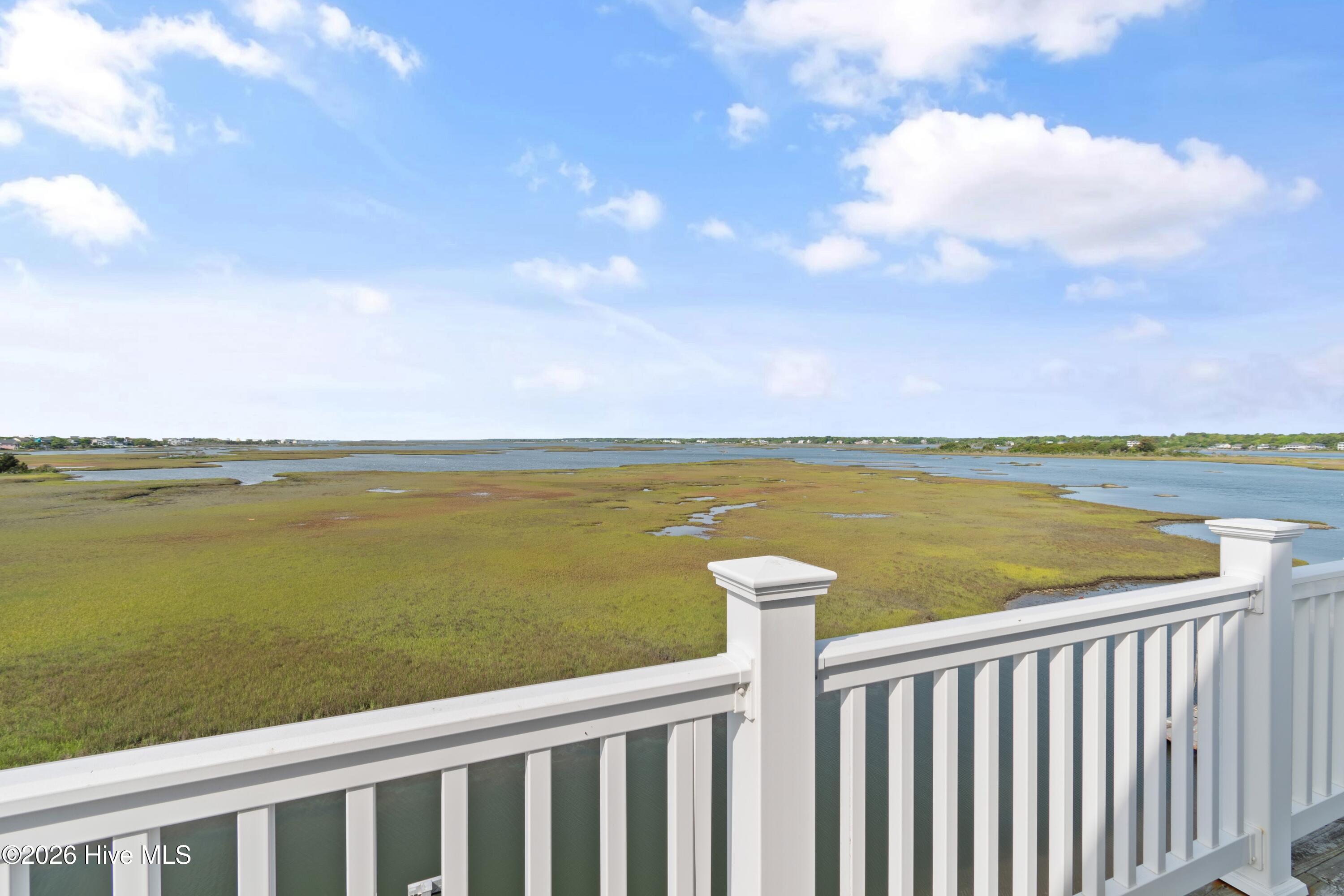 100569393 | Photo 37