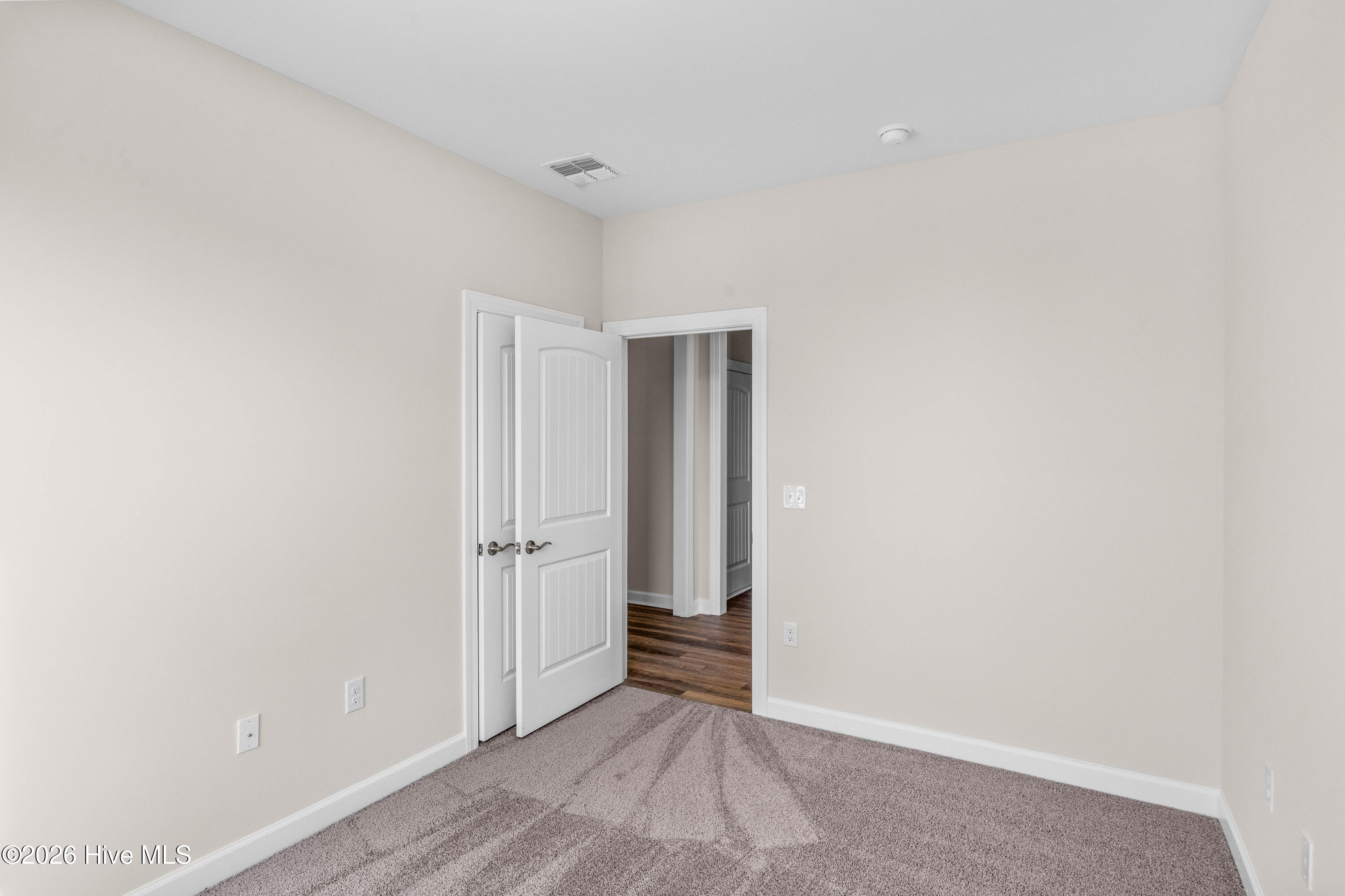 100493407 | Photo 10