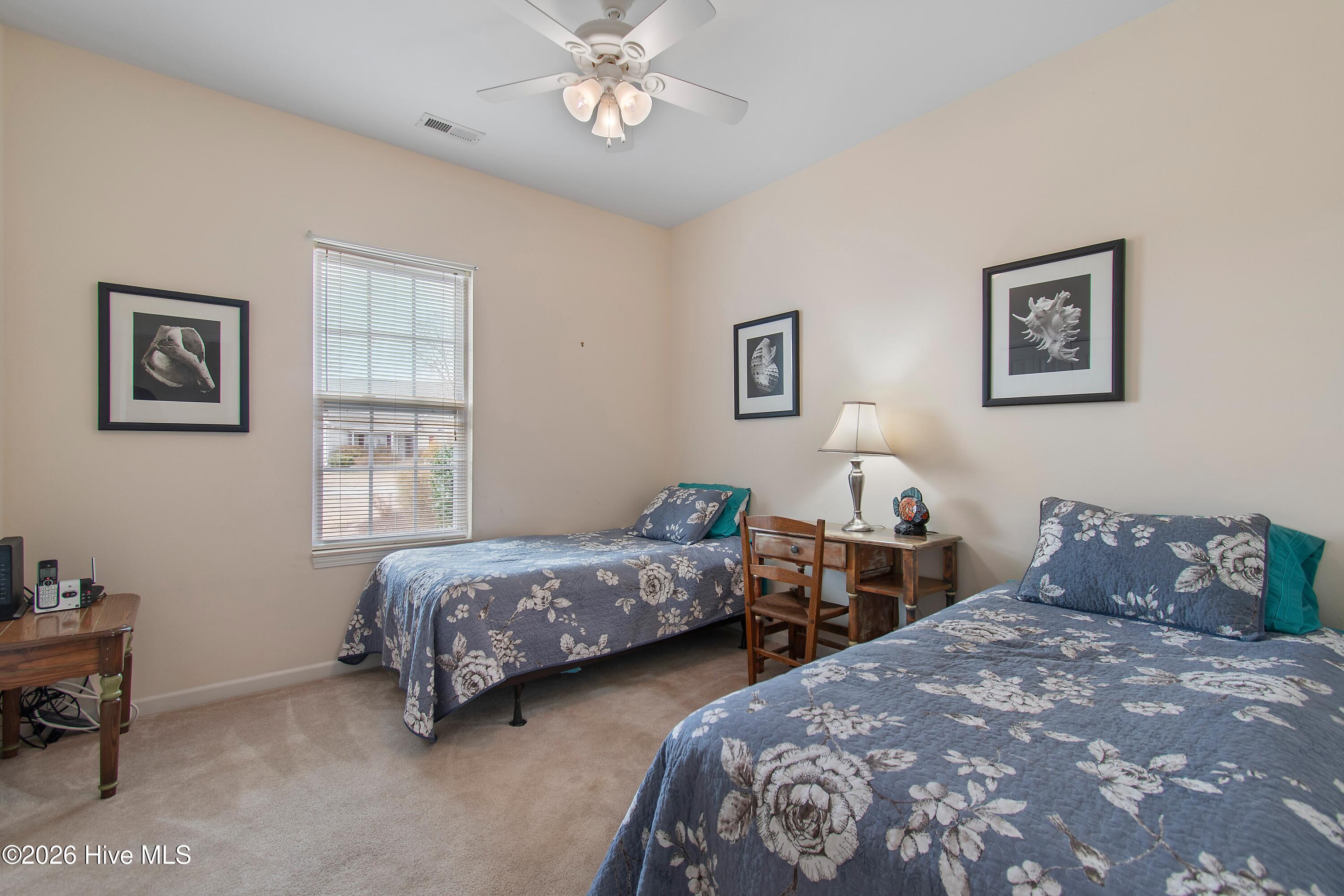 100556789 | Photo 16