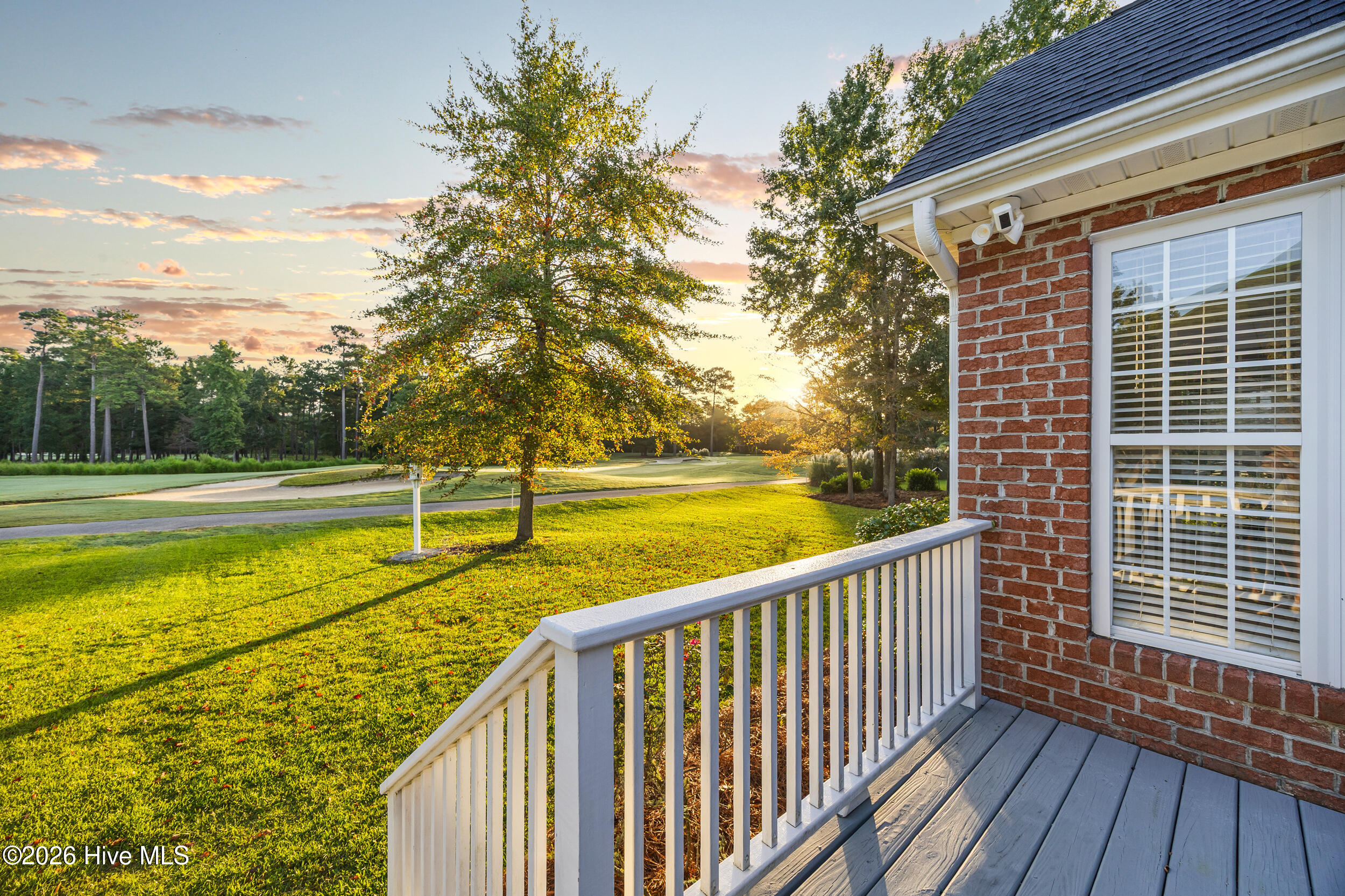 1124 Willow Pond Lane — listing photograph 5
