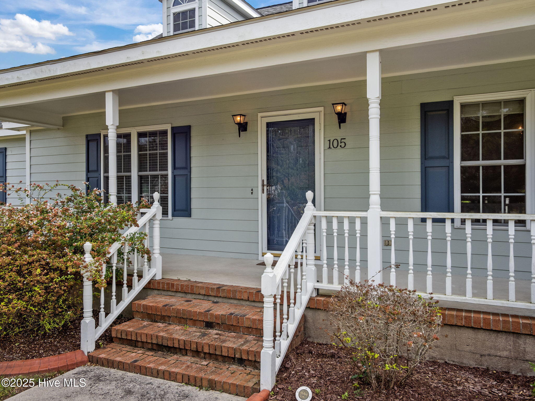 100534151 | Photo 54