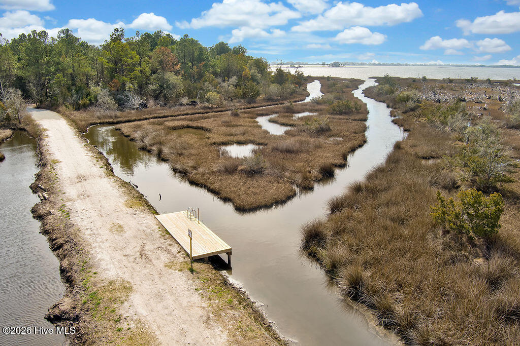 100555999 | Photo 48